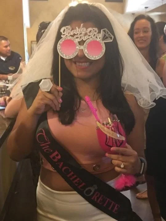 ✨2016 Trend ✨ We&rsquo;re here for it 🙋🏽&zwj;♀️

👰🏽&zwj;♀️ Bride to Wife 
✈️ European Honeymoon
🏋🏽&zwj;♀️ CrossFit like a champ 
🍝 Guilt free pasta 
🤳 Pic collages 
#️⃣ ALL the Hashtags 

What a year folks! 🩷