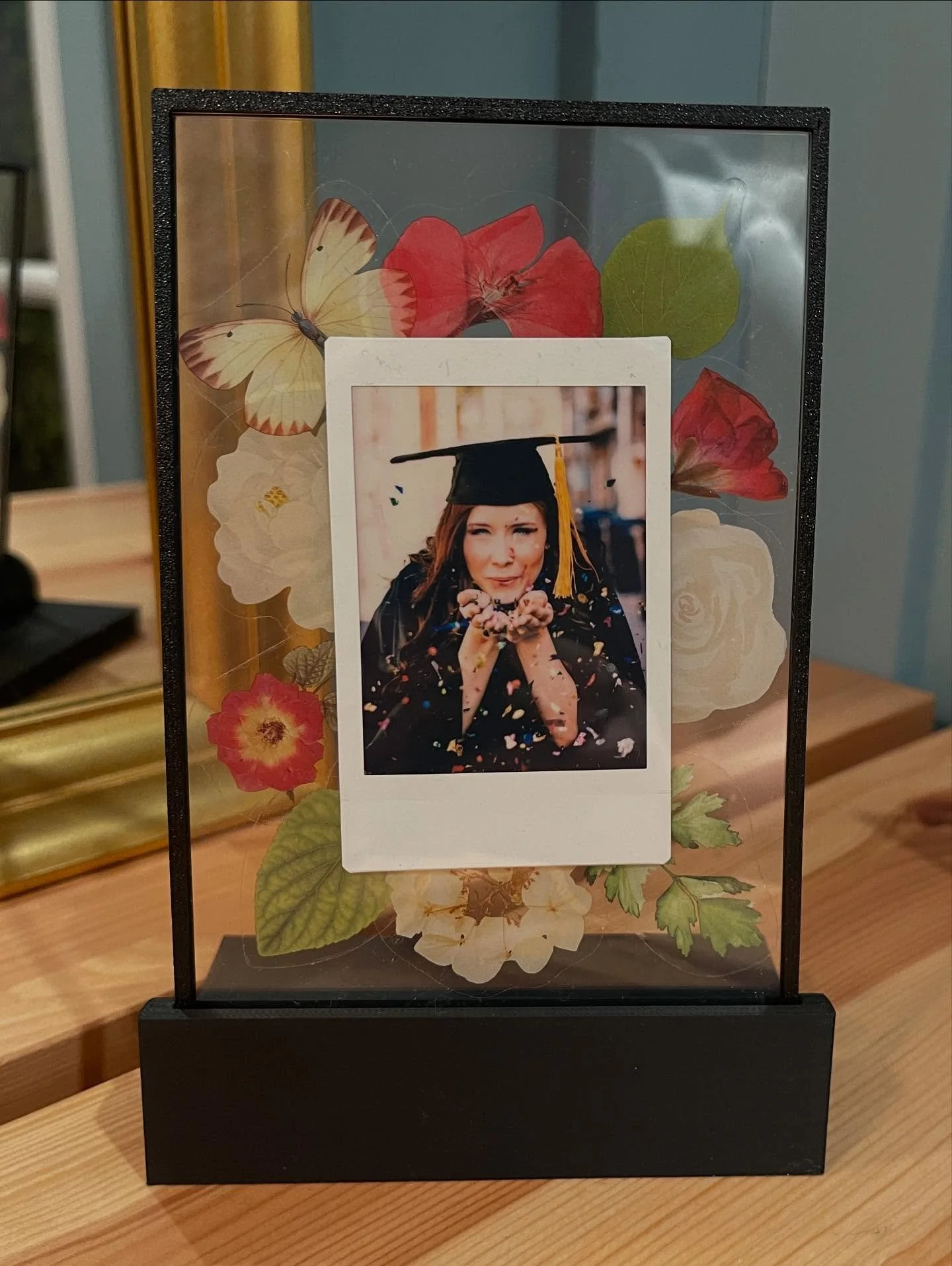 Why limit your memories to your screen? Print them, and have them set into our mini frames, available in different colours💜🩷 🖤🤍 #polaroid #instax #instaxmini #custom  #smallbusiness