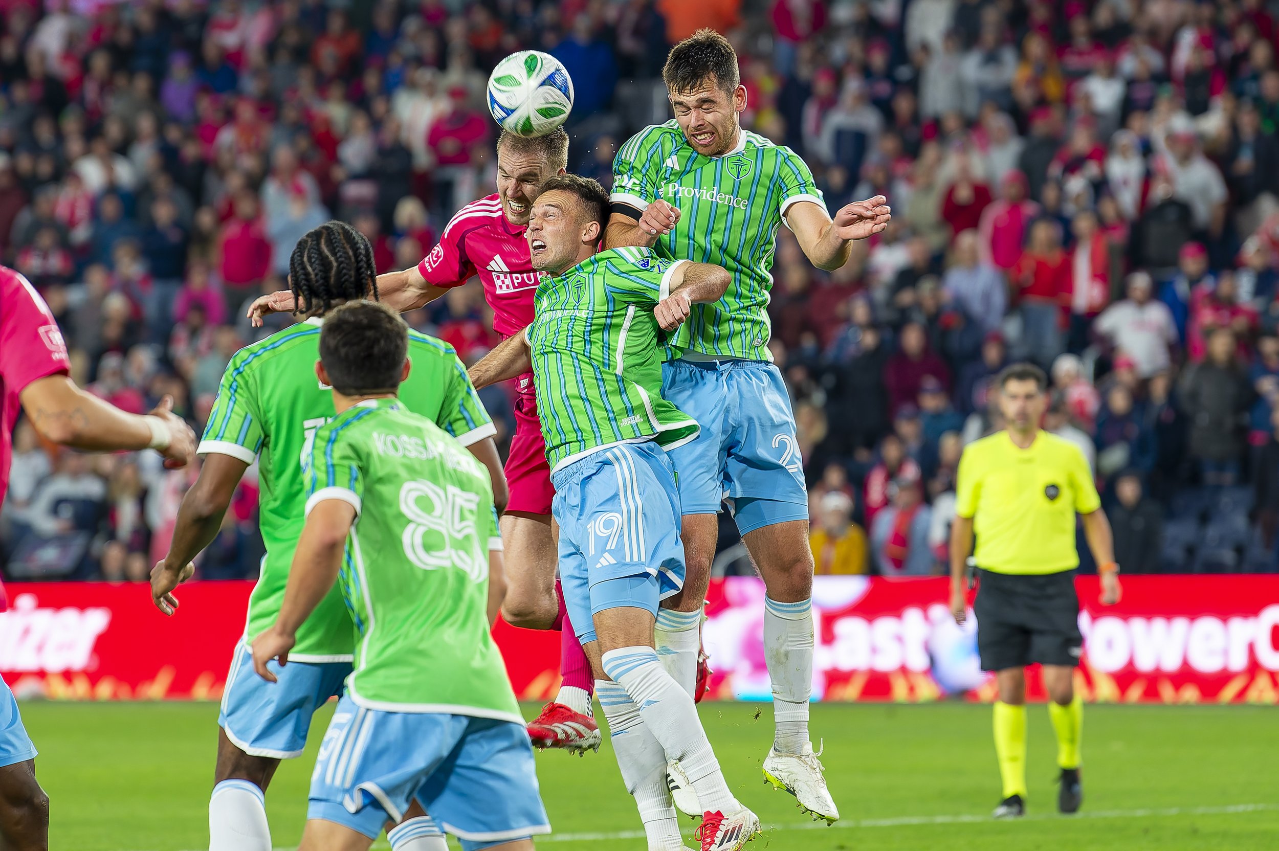 City vs Galaxy-002.jpg