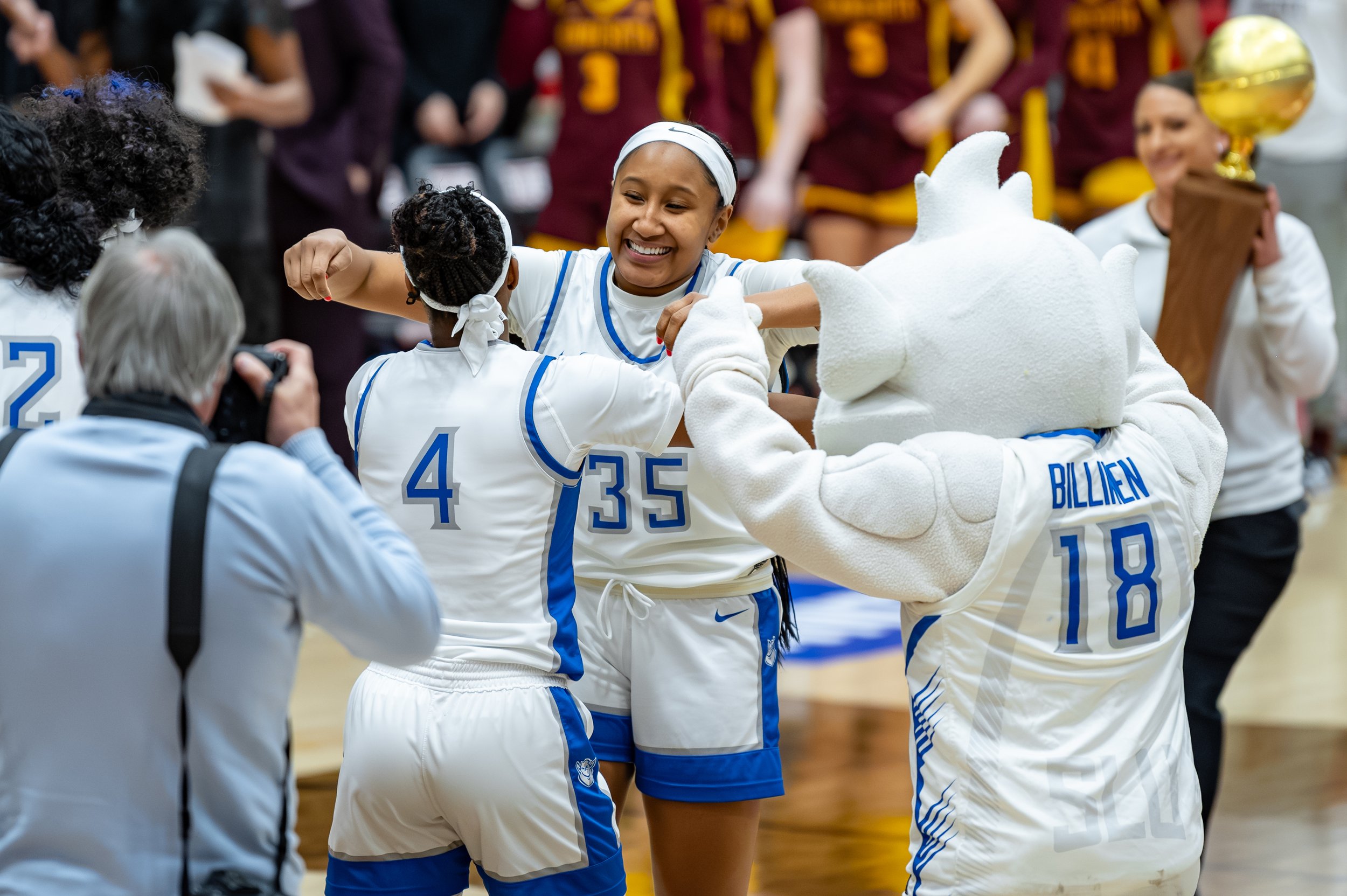 Minnesota vs SLU-87.jpg