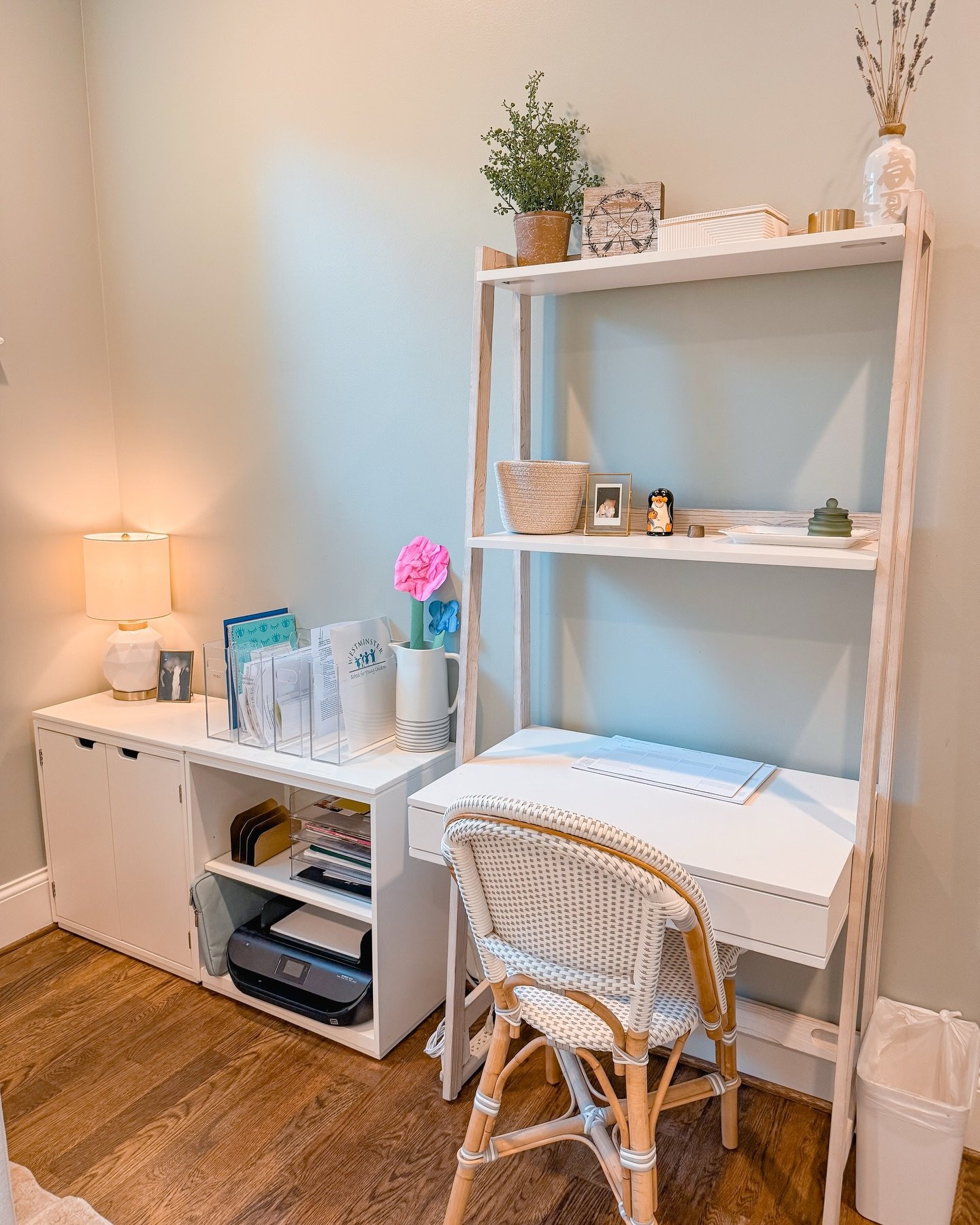 Home office organization for busy moms! 💻✨

When your office is organized, you can tackle bills, admin, and household tasks efficiently instead of wasting time searching. And who wouldn&rsquo;t love to check a few more things off the to-do list with