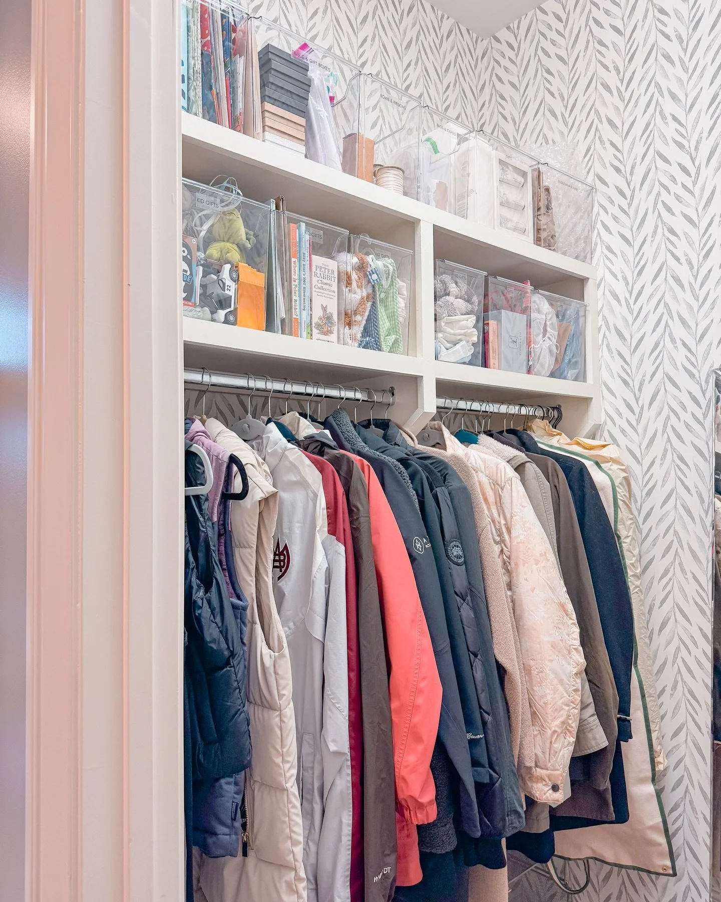We transformed this catchall space into organized gift and wrapping storage that still holds coats. No more last-minute party panic or forgotten gifts buried in the back!✨🎁🧥

Smart zoning means both functions work perfectly without the chaos.

Read