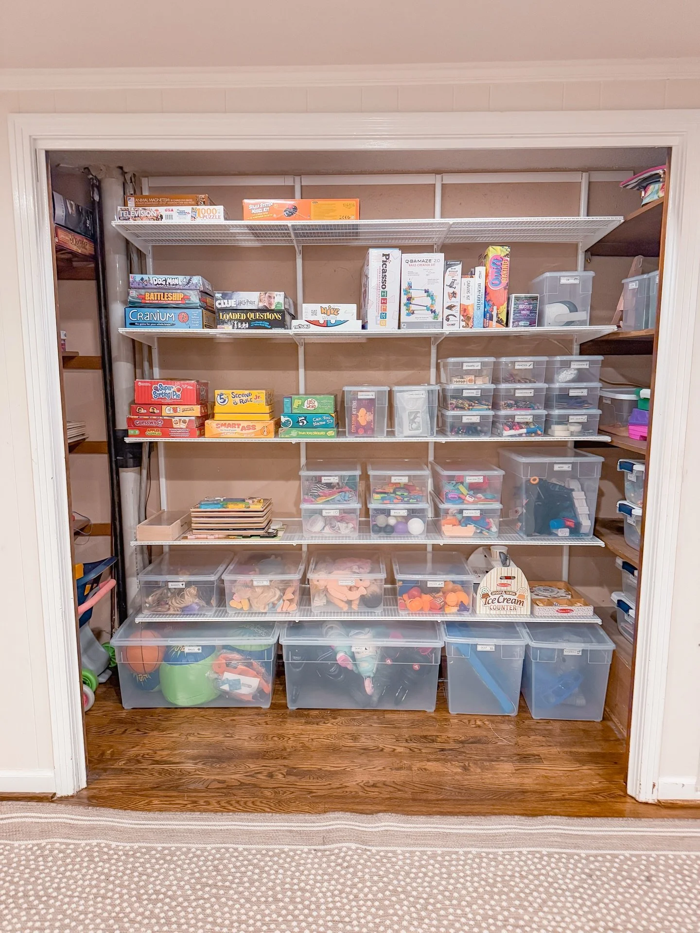 We love organizing for kids! 🧸✨

There&rsquo;s something so rewarding about creating spaces where children can play independently, find what they need, and even put things away. This playroom closet transformation means more independent playtime and