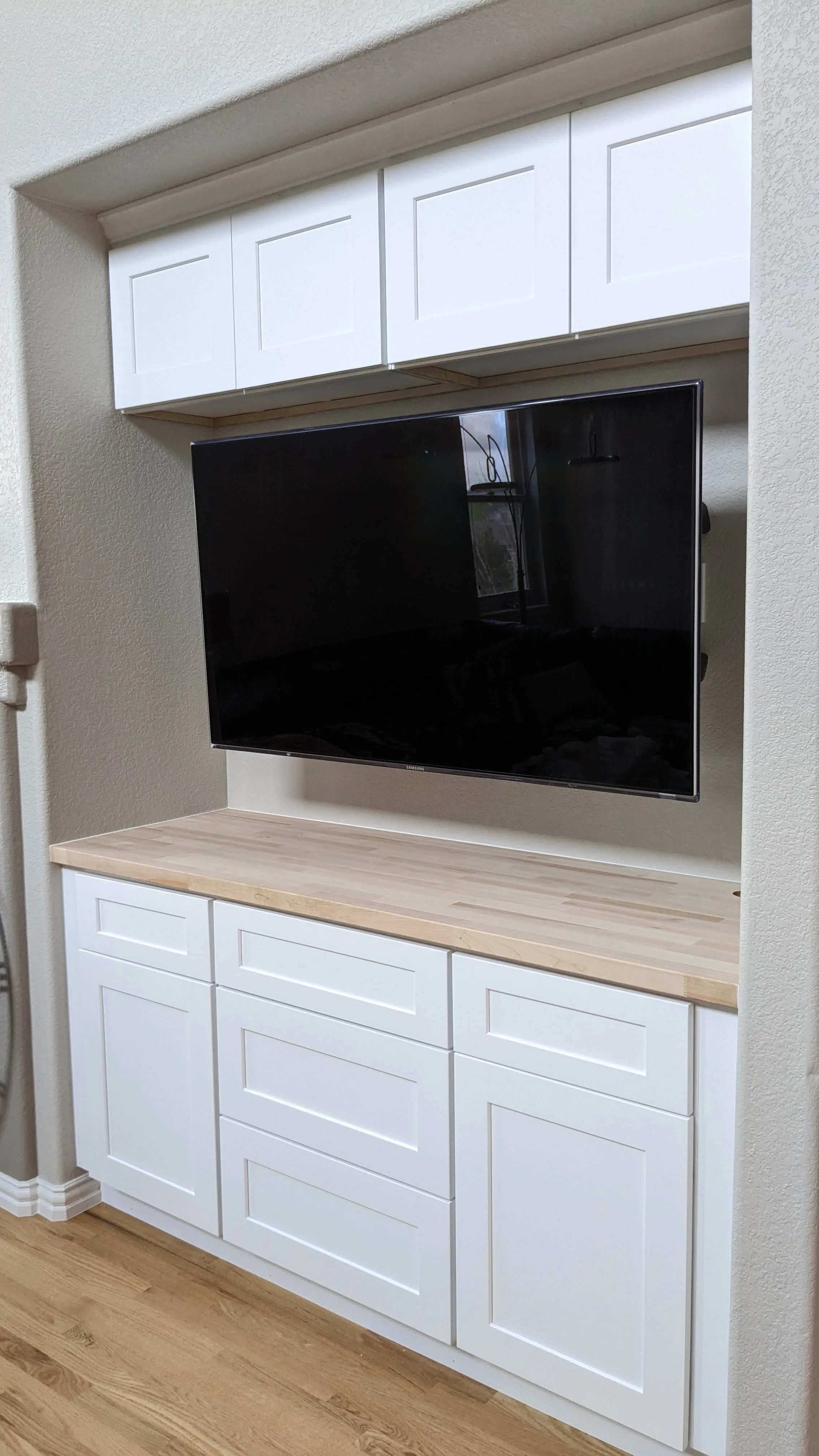 Custom Media Wall Built-Ins with TV Mounting – Sarasota, FL