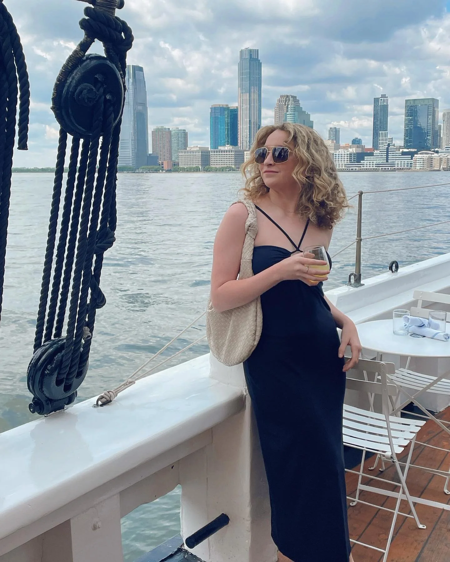 another stereotypical nyc post ✌🏻🤪