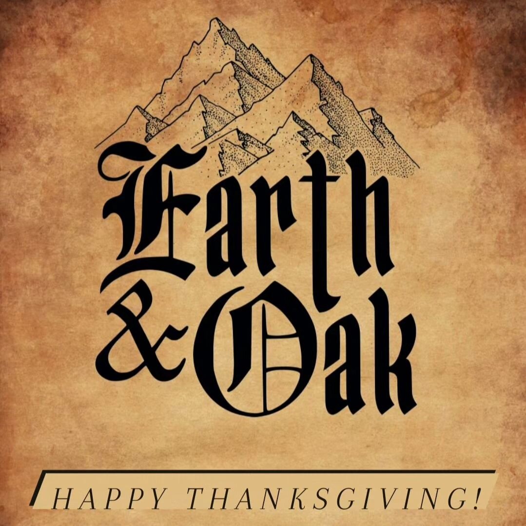 Happy Thanksgiving to our Earth &amp; Oak family! Always grateful for every customer &amp; the support you give us 🦃🍂🧡