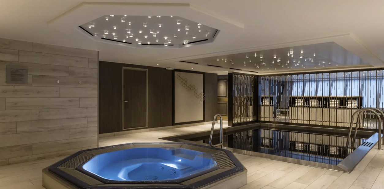 Riverside river cruise jaquizzi.png