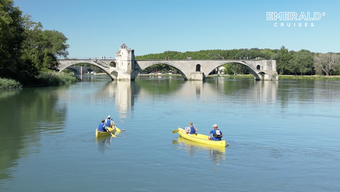 Emerald River Cruise canoe.png