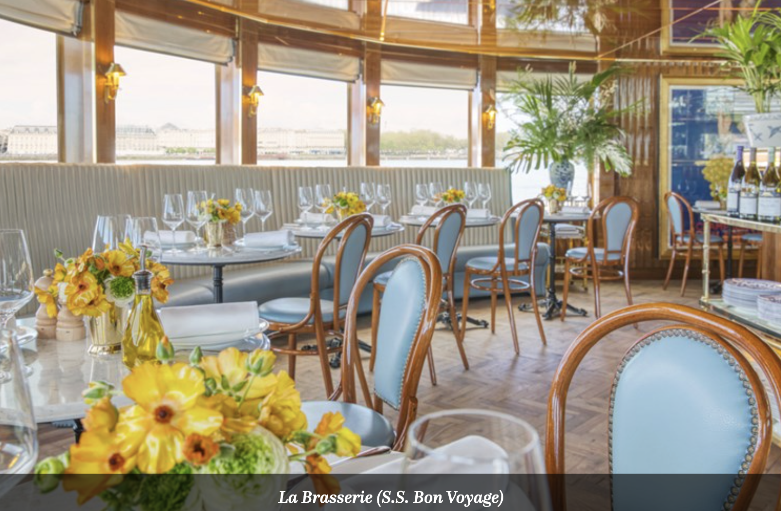 Uniworld S.S. Bon Voyage dining area.png