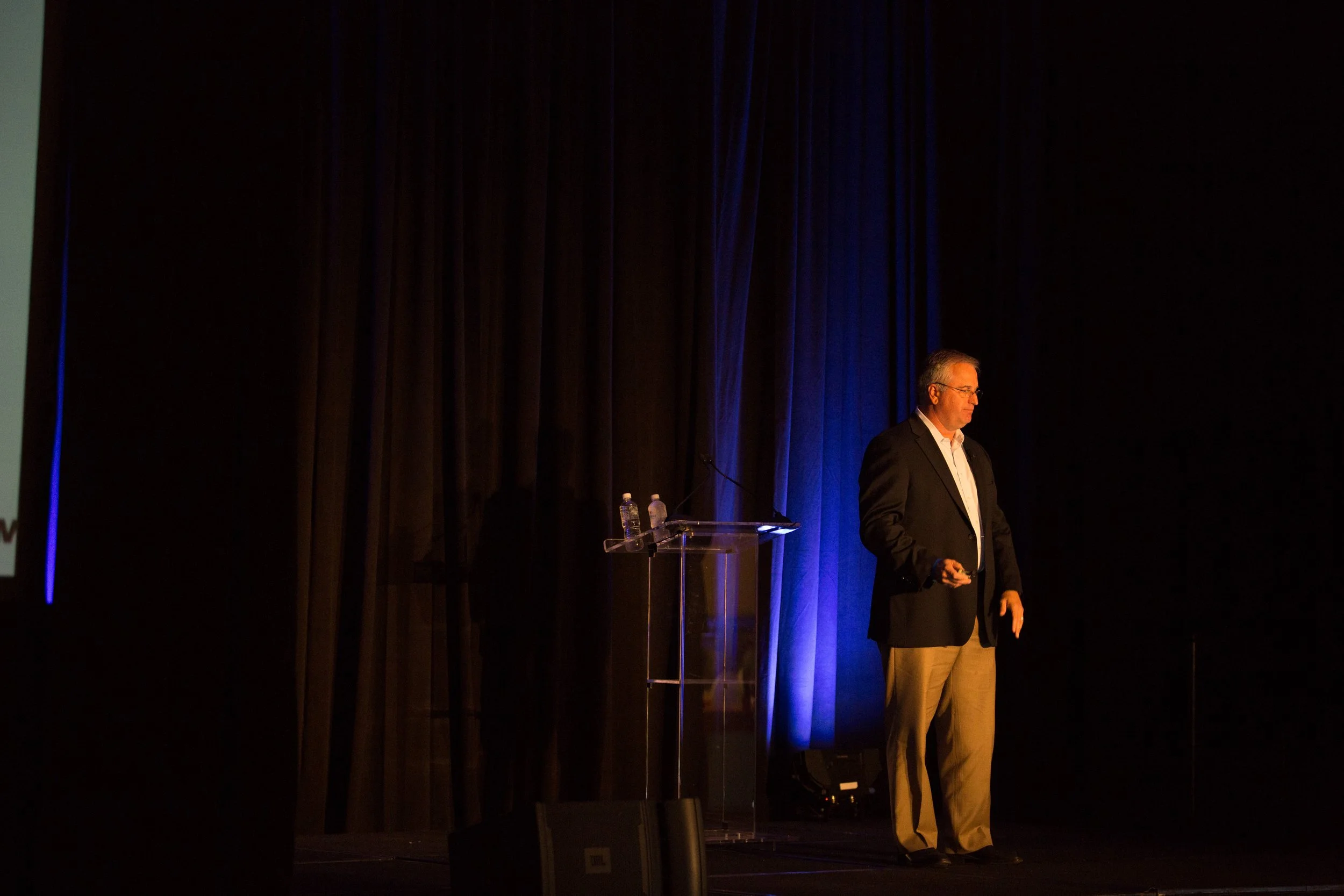 Cavium_Sales_Conference_2016-193.jpg