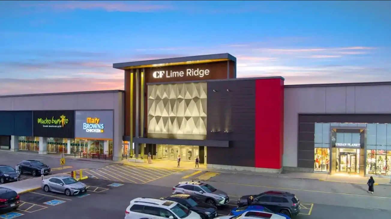 Book Signing at Coles Lime Ridge Mall - Hamilton, Ontario