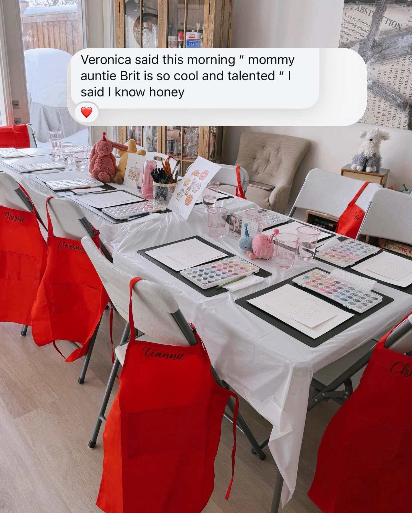 I think I can retire now 😇 my sweet @jellycat loving niece, Veronica, just turned 7 and asked if I would host a watercolour party for her birthday. Have I ever taught art to kids? Nope! Was I excited to give it a go in their living room after teachi