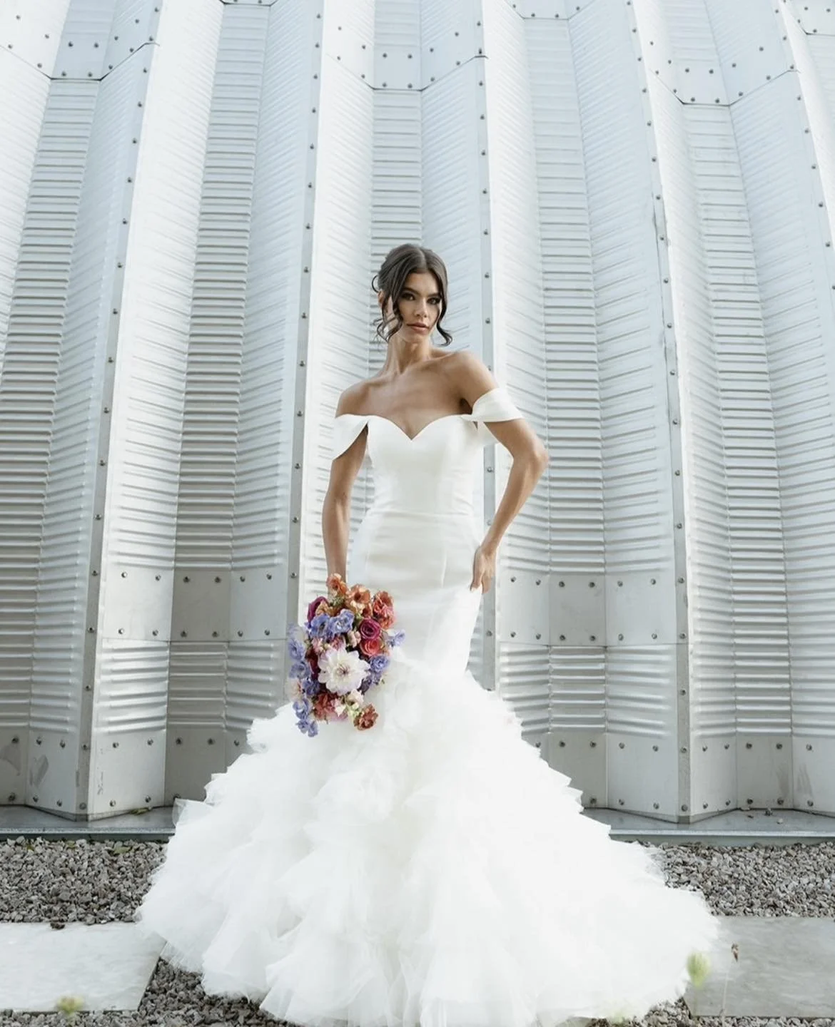 Which gown is your favorite style? 🤍 
.
.
Planning/Design/Rentals: @pinkdooreventsdc 
Venue: The Hoop House at
@thymerestaurantandcatering 
Photography: @victoriadanielleld 
Florist: @blossomsflowerhouse 
Cake: Monz&ugrave; Bakery &amp; Custom Cakes