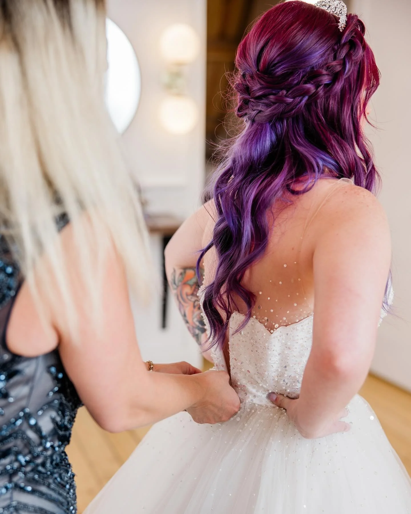 Purple braids are our new fav here at Blush Bridal Team
💜💜💜
Venue @northernhaus 
Photography @tandemphotographyofdc 
HMU @blush_bridal_team