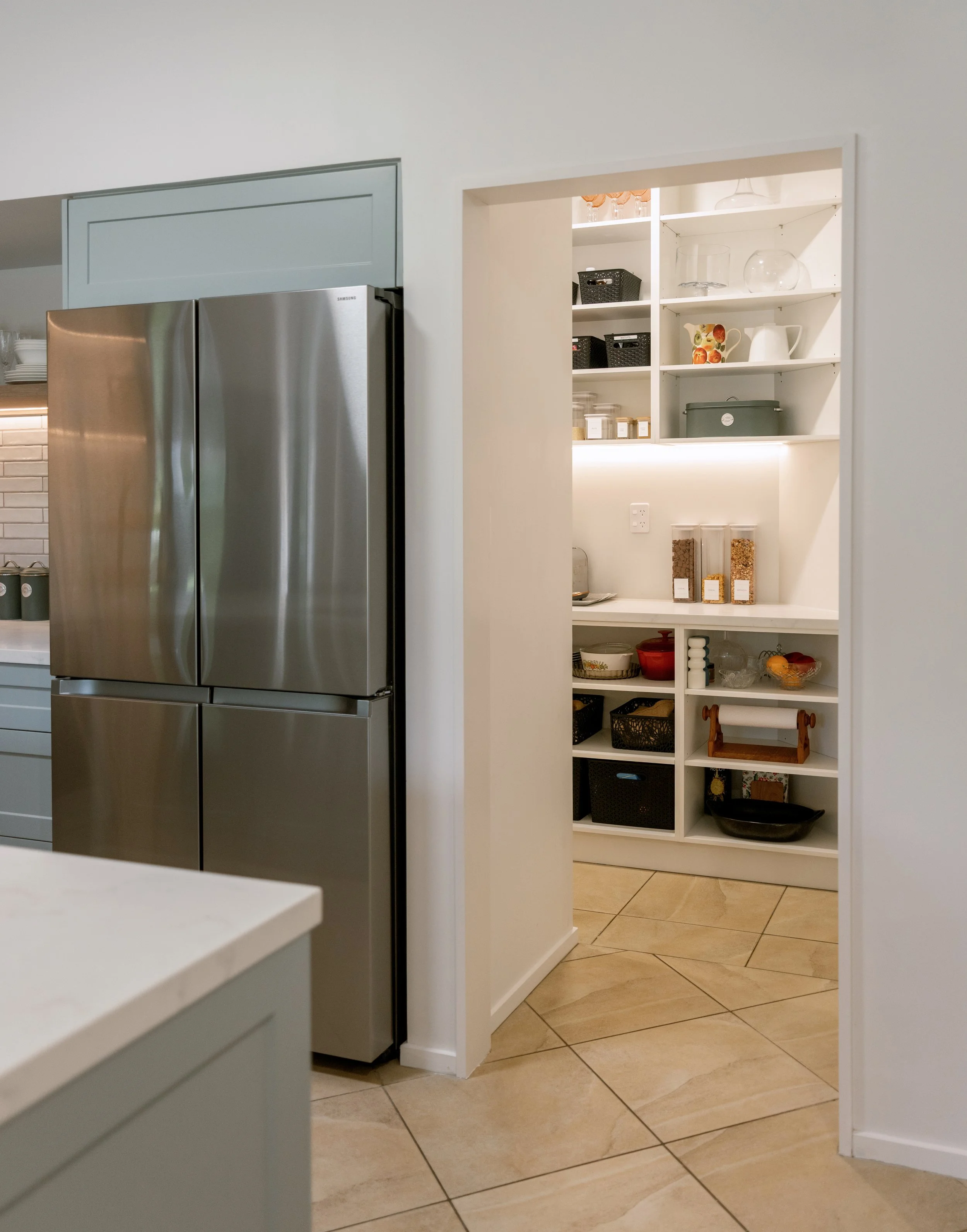 florence-charvin-NATURAL EDGE-Bray kitchen-DSCF1732.jpg