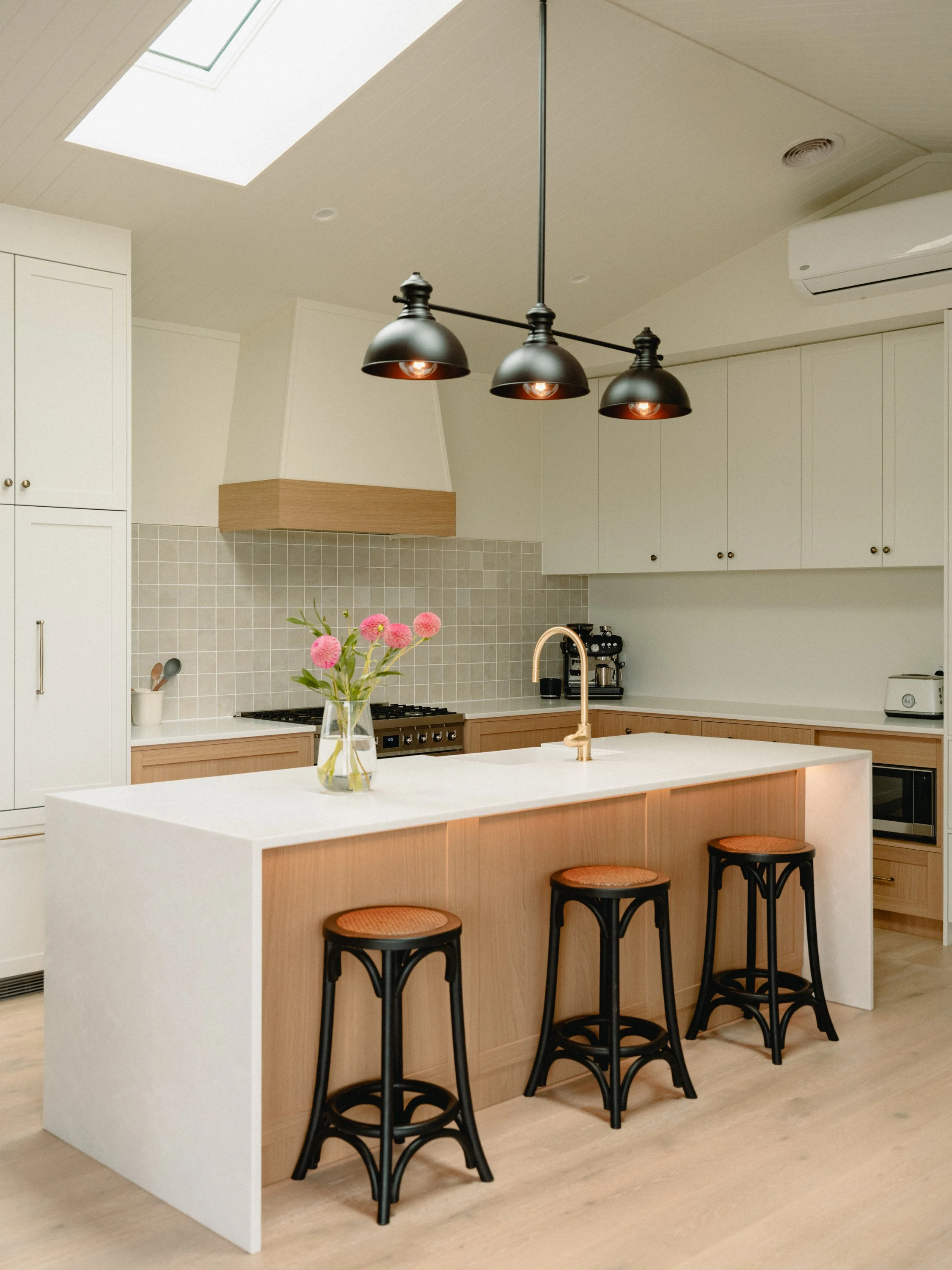 florence-charvin-NATURAL EDGE-Wigg kitchen-DSCF2000.jpg