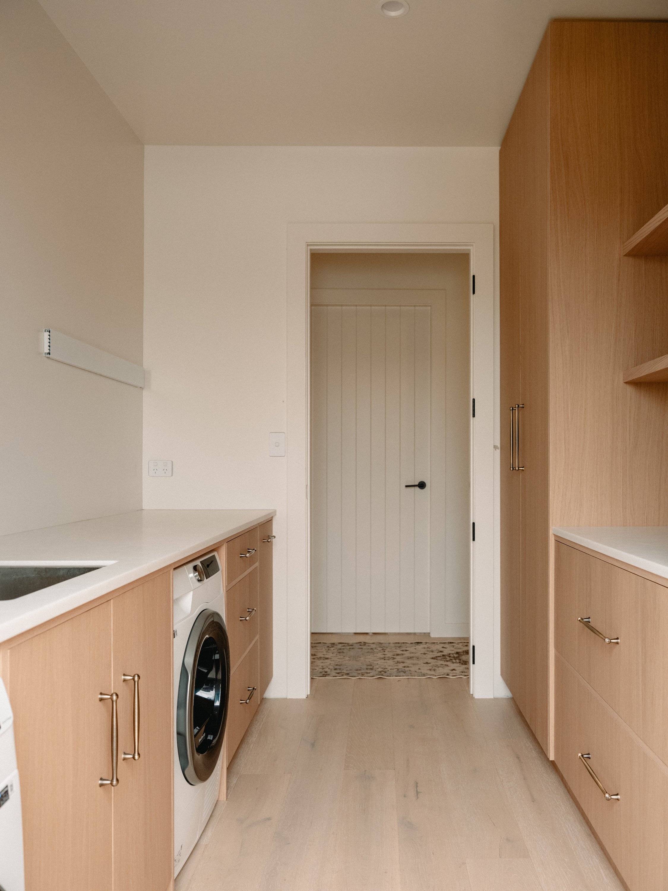 florence-charvin-NATURAL EDGE-Wigg kitchen-DSCF2088.jpg