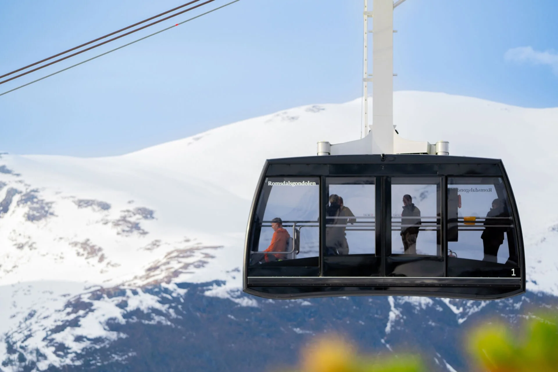 babang_romsdalen_cable_car_norwegian_travel_DSC09021.jpg