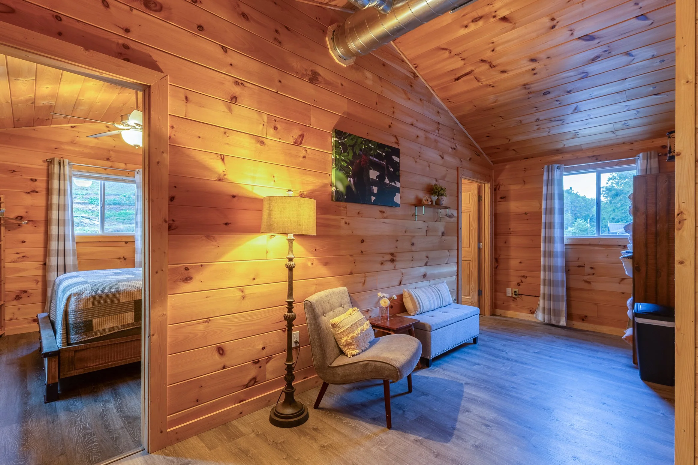 FARMHOUSE UPSTAIRS HALLWAY SEATING IMG_8001-HDR.jpg