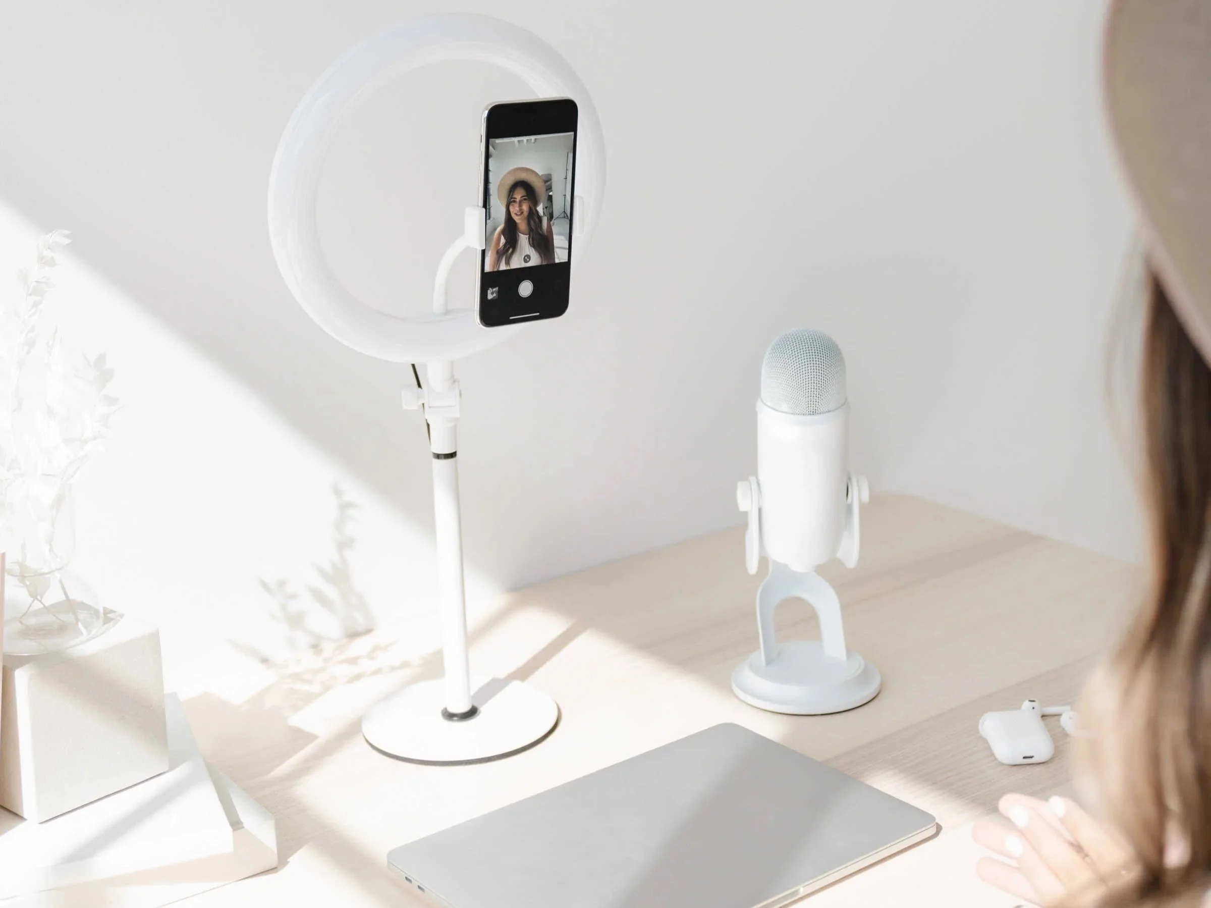 Miksi lyhytvideot ovat markkinoinnin ykköstrendi?