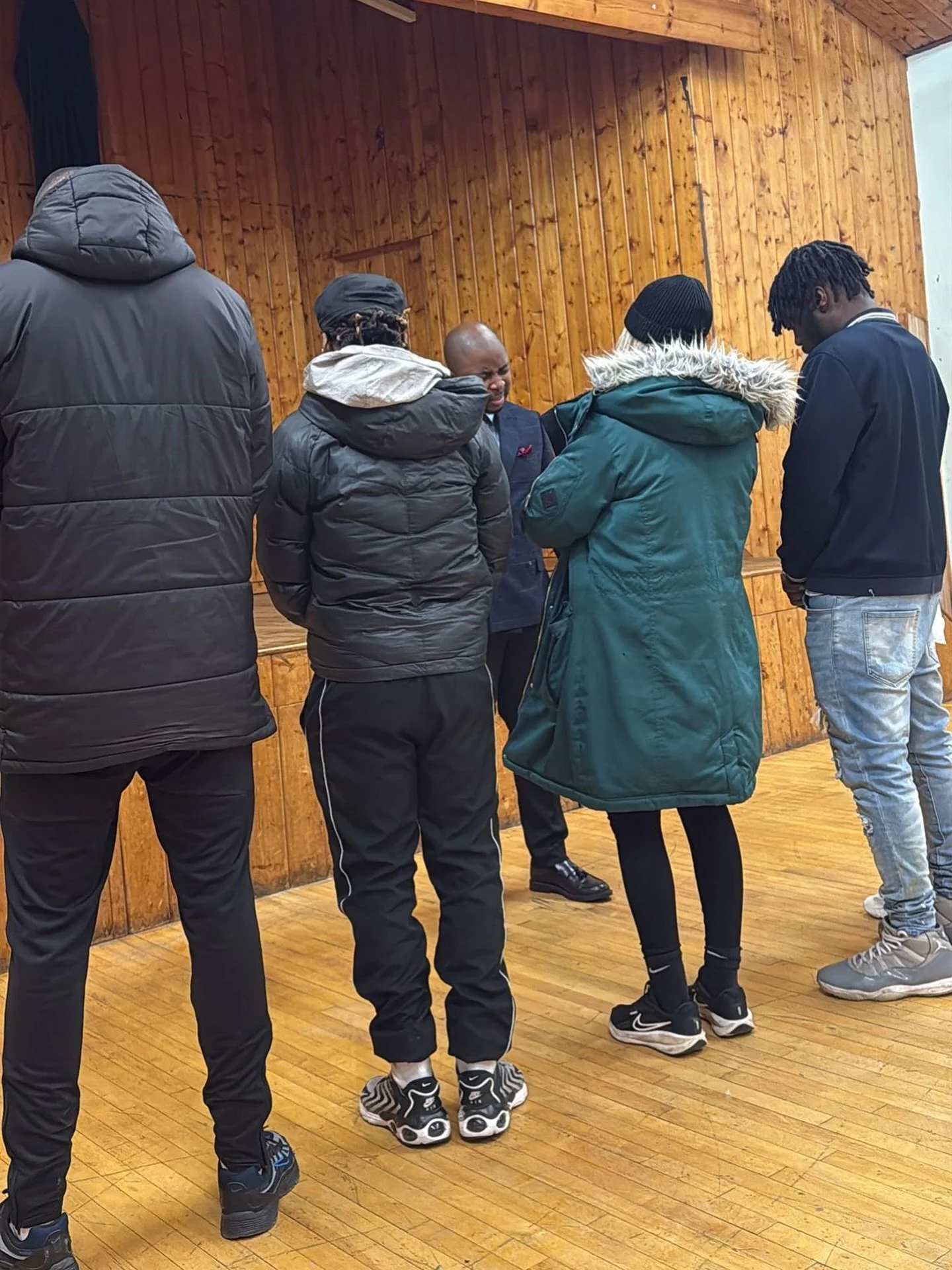 💥A very simple but powerful sermon &ldquo;Who is Jesus?&rdquo;, preached on a cold Thursday evening and 5 repented and decided to follow Jesus!!💥 
- - - 
Sometimes, it is good to be reminded we are not defined by the elaborate setup, the music 🎶 ,