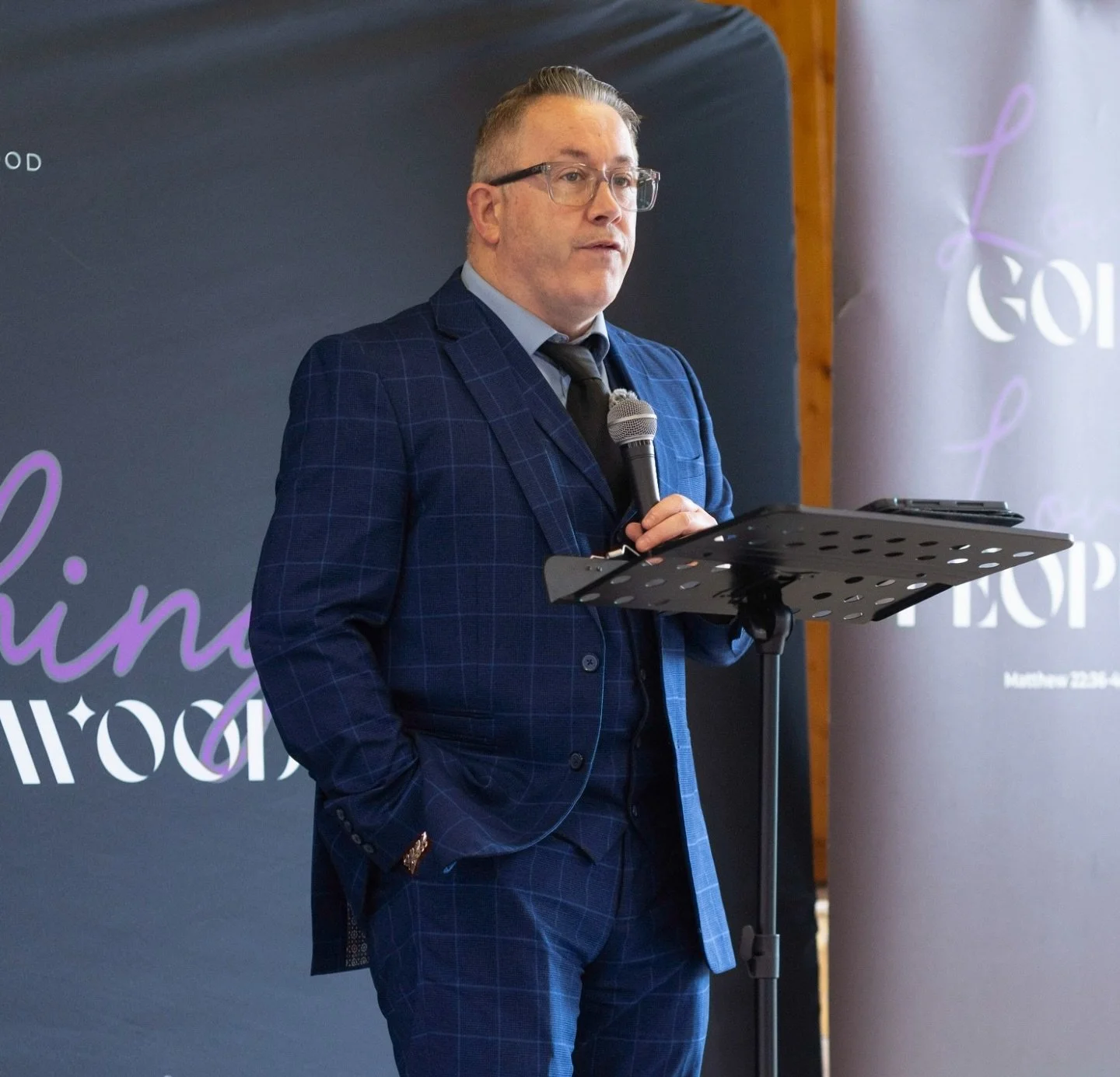 Thank you @evangelistleighton for your encouraging words on being a Catalyst for Revival 🔥🔥 we were left inspired, challenged and optimistic!
- - - 
#phborehamwood #revival #guestspeaker #guestpreacher