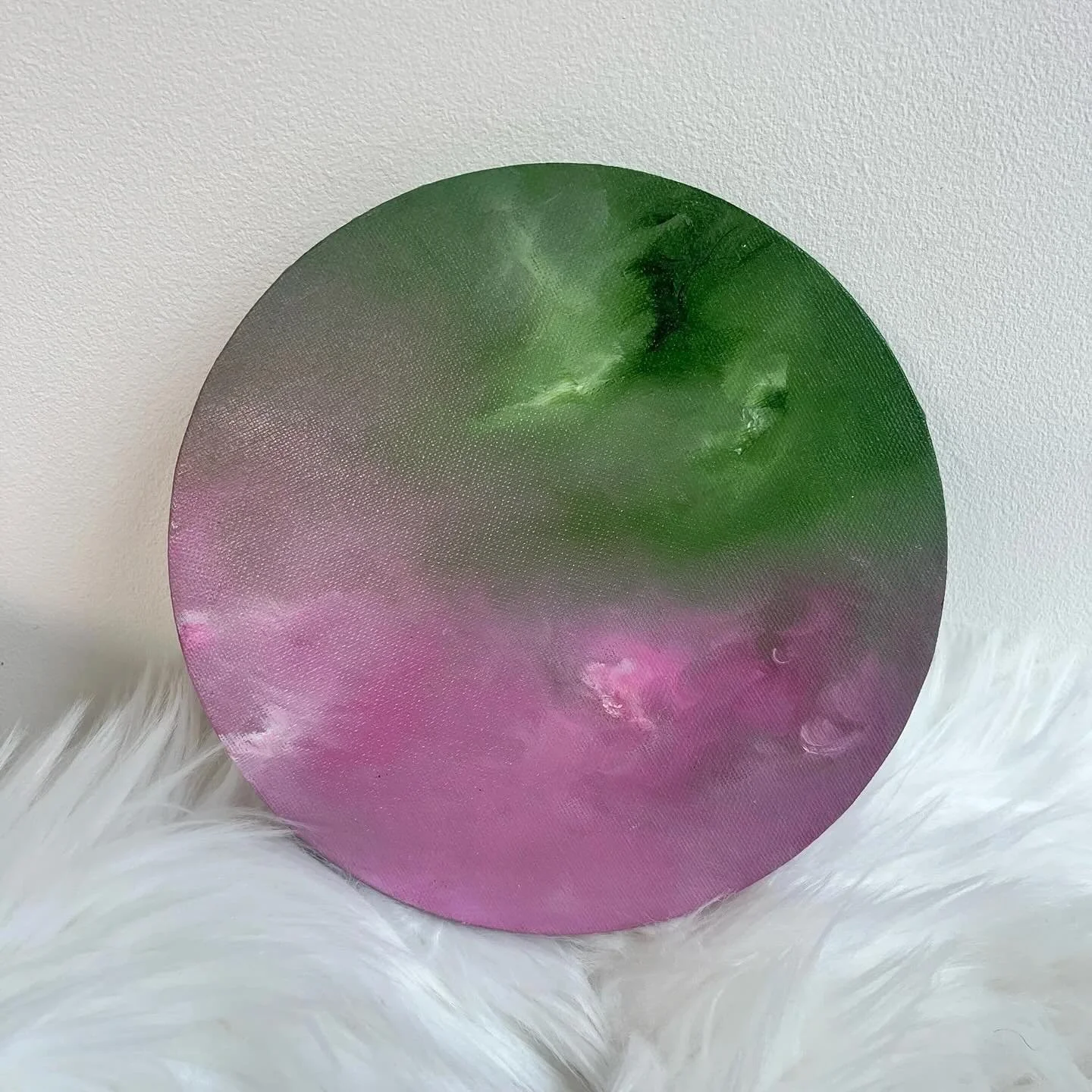 it&rsquo;s officially WICKED WEEK🥹💘💚 have you got your cinema tickets booked? i definitely have &amp; i CANNOT WAIT✨

here are the wicked inspired paintings which are left on my website, there&rsquo;s not many left now🥹✨ 

if you know someone who