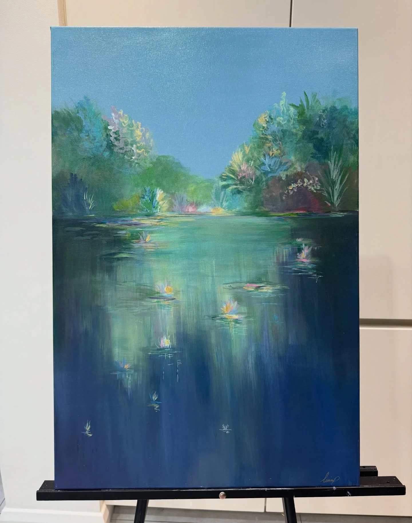 spotlight lilies has now SOLD and will be sent to it&rsquo;s new home in the United States🥹🪷🩷 soooo grateful to all my lovely customers around the world, I can&rsquo;t believe how many of my paintings are now in the USA 🥹 this special piece was p