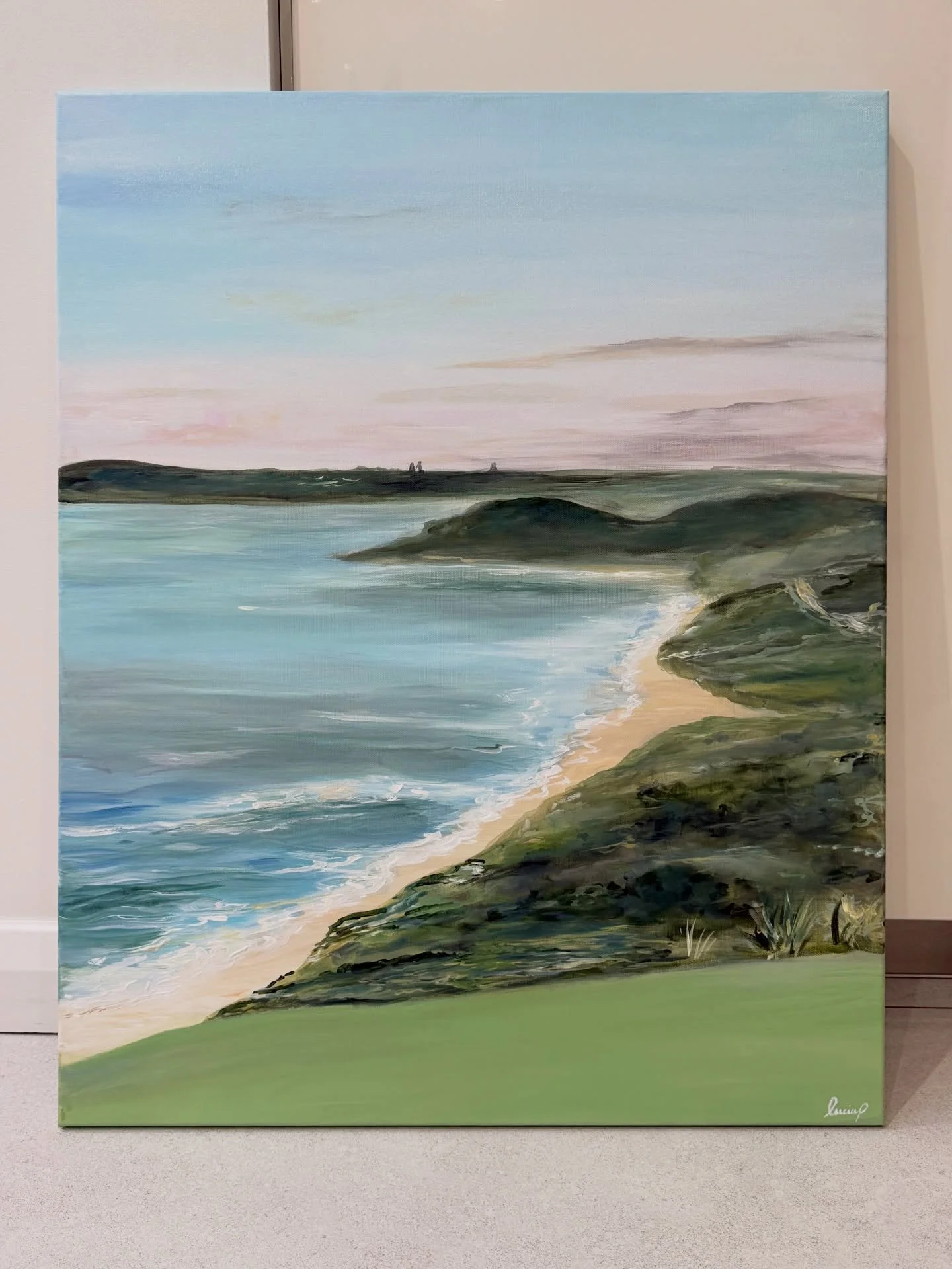 painting (1st slide) vs picture (2nd slide) 🤍 someone lovely living in Australia asked me to paint the beach where she got married🥹💍🌊 i love painting commissions so much because they hold so much sentimental value &amp; they&rsquo;re so special. 