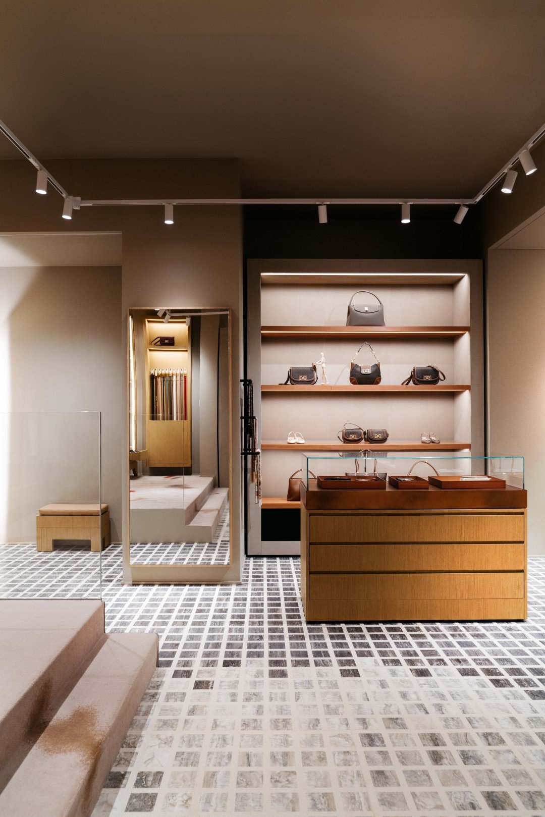 DSC08534 (Large).jpeg