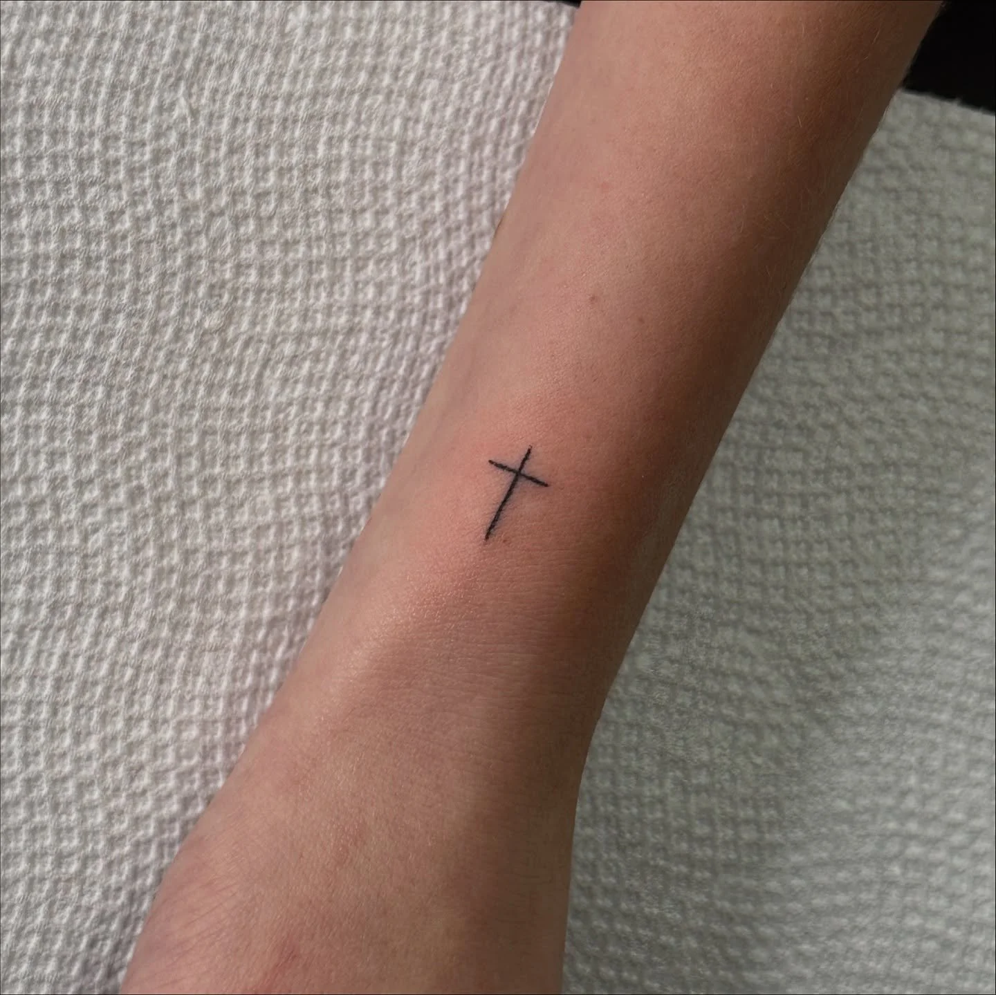 Tiny tats by @verycontent / @verywalkintattoo