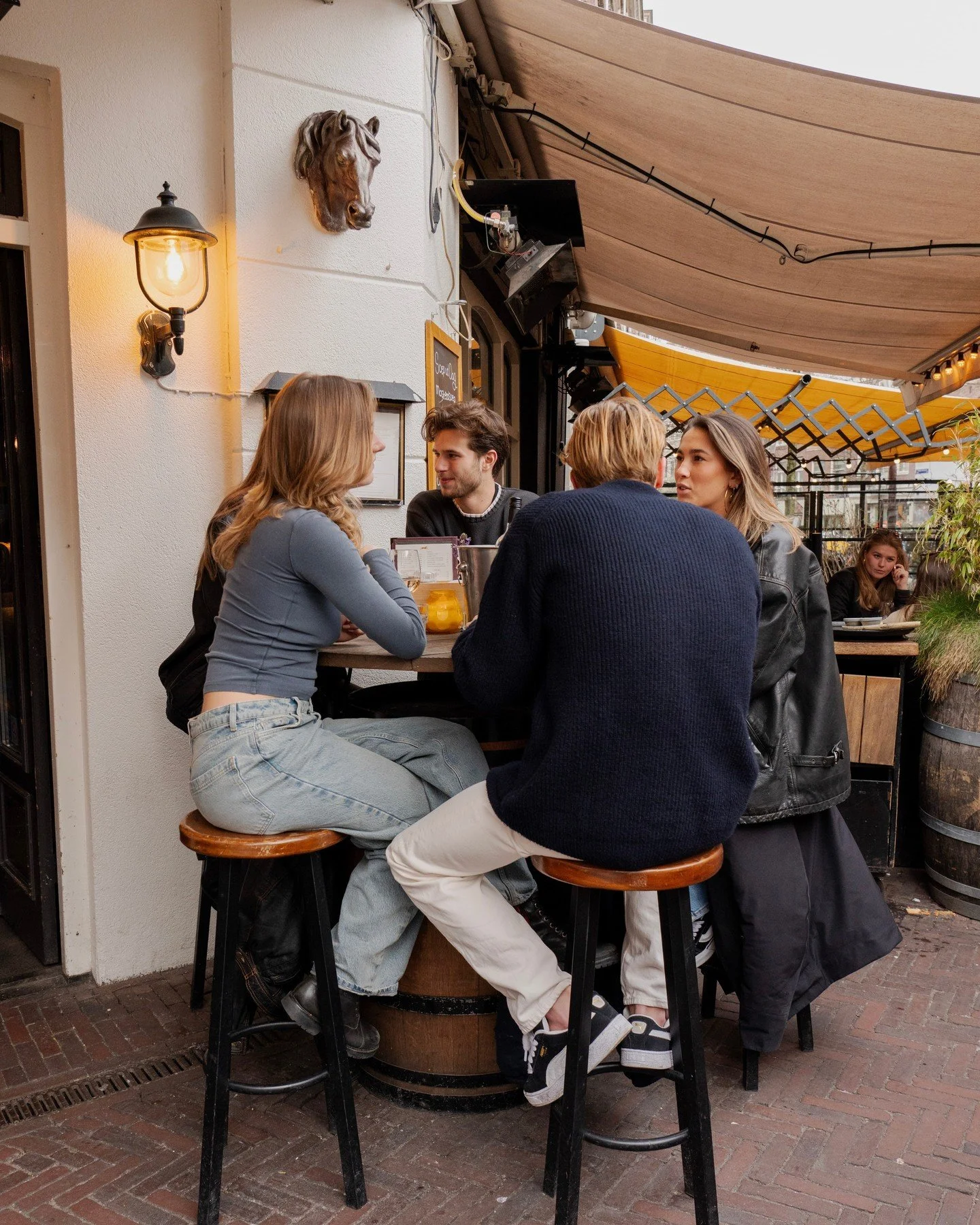 Tonnetje, drank en gezelligheid