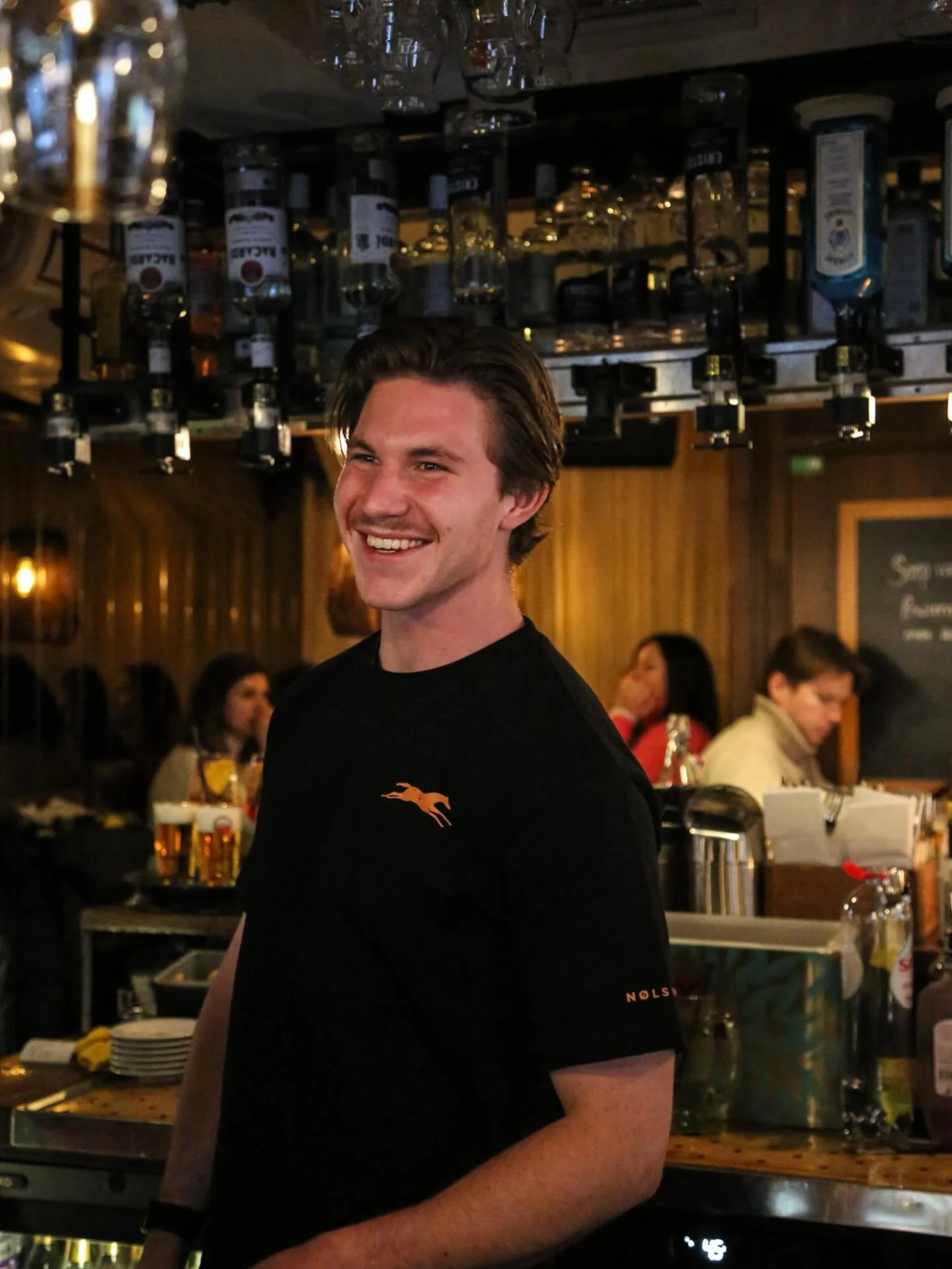 Voor Ajax en een fluitje moet je bij Teun zijn vanavond!