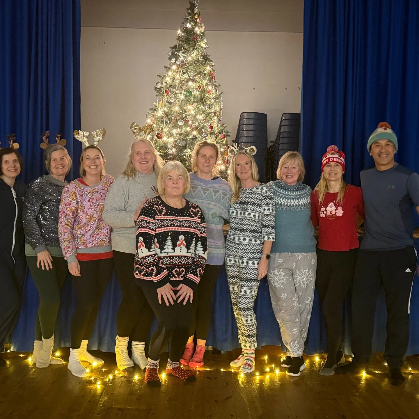 ✨ That&rsquo;s a wrap, Porthleven! ✨

Last night was our final class of 2025, and my heart is so full. I am beyond grateful for the beautiful group of souls who join me @porthlevenpublichall each week. Thank you for showing up for yourselves and for 