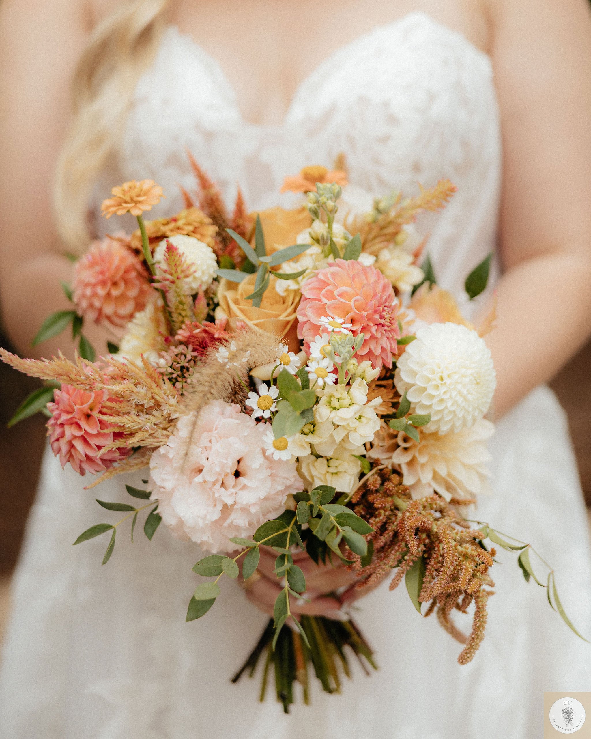 Pink and peach fall wedding bouquet