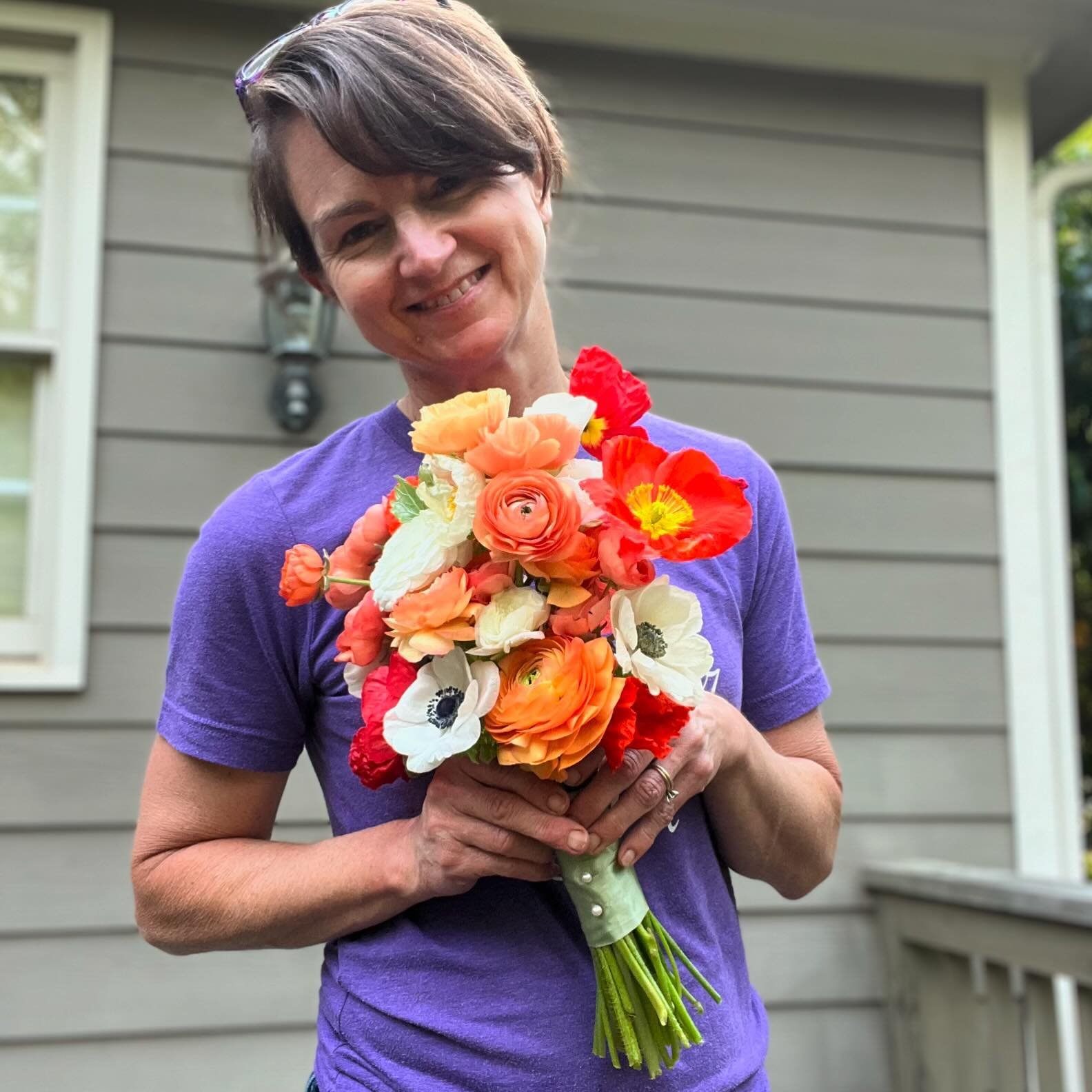 Surprise! In case you didn&rsquo;t get flowers this weekend, these are for you. 💐 Put them on your desk this week and know someone is thinking of you. 😀

Bouquet subscriptions are nearly sold out. Only 1 left for farm pick up, I think. Subscribers,