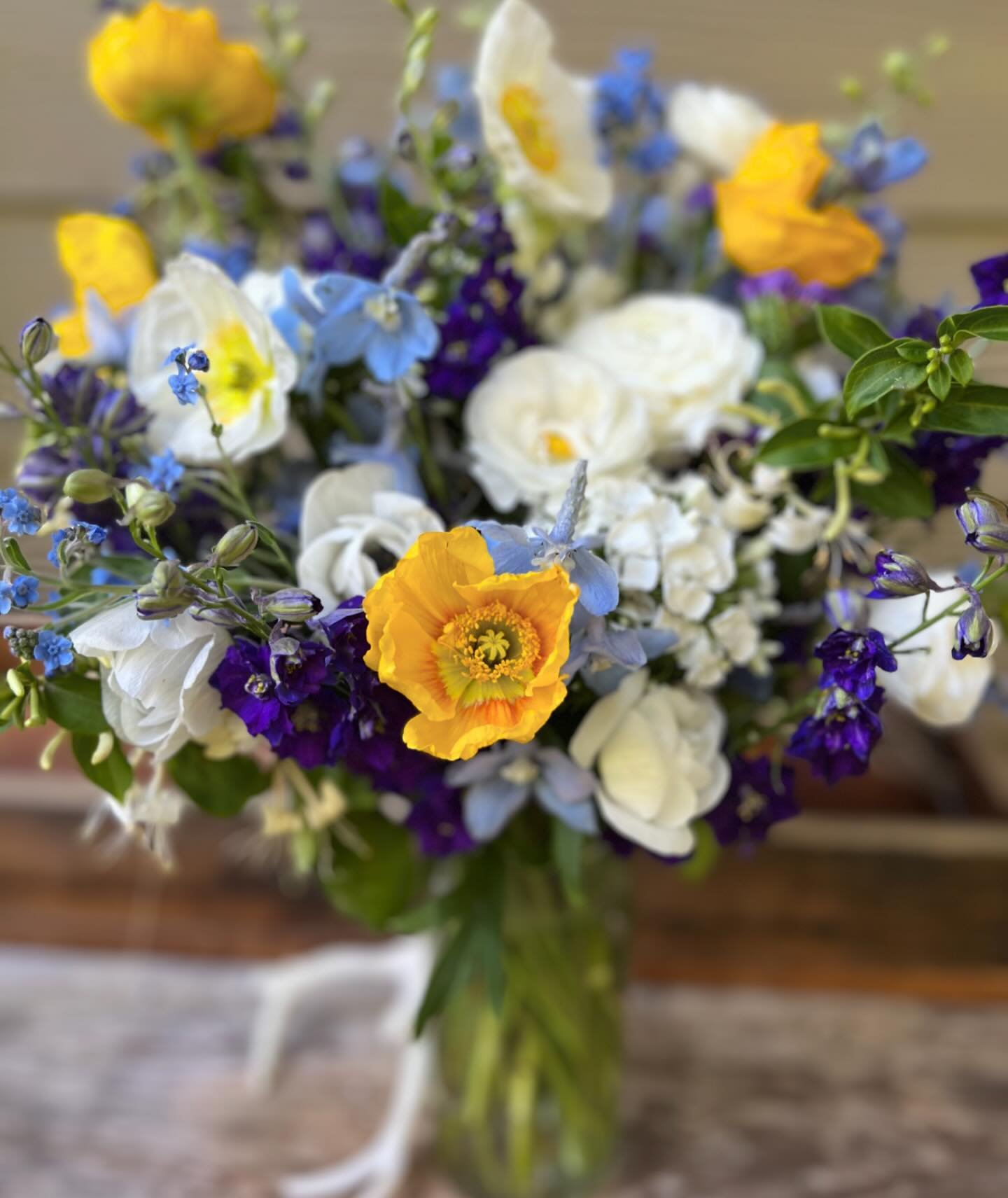 When #Ravenclaw needs party flowers. 💛 Don&rsquo;t those light blue delphinium flowers look like tiny sorting hats?? 🧙

Do you know which Hogwarts house you would have been in? 

I might have been Ravenclaw. This may be a new favorite color combina