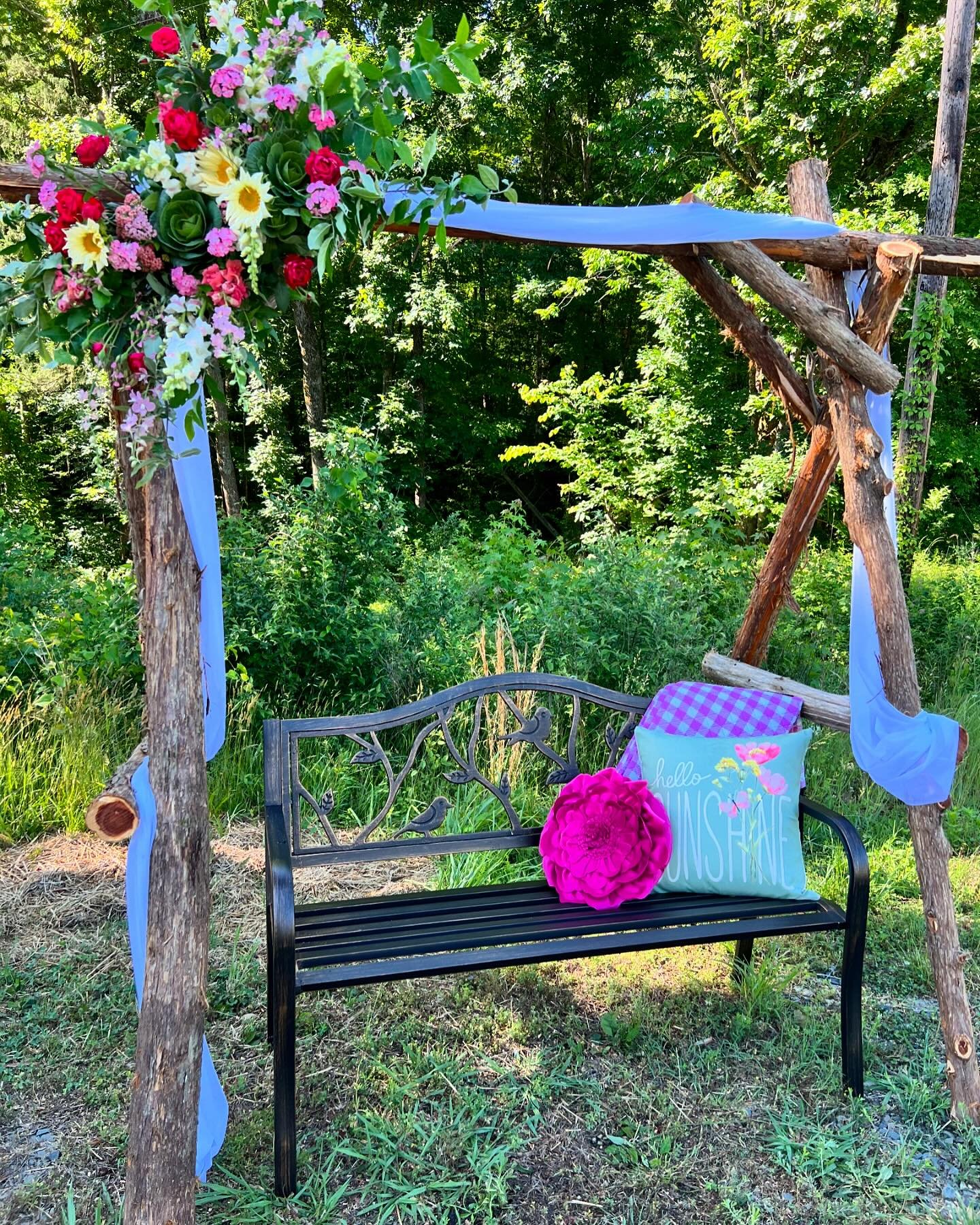 🎉 Surprise photo pop up at our flower stand in Pittsboro today and tomorrow. Come take a picture with (or for) your Mom! Bouquets available while they last. 📸#callyourmom #photospot #selfiespot #ncflowers #pittsboronc #chathamcountync
