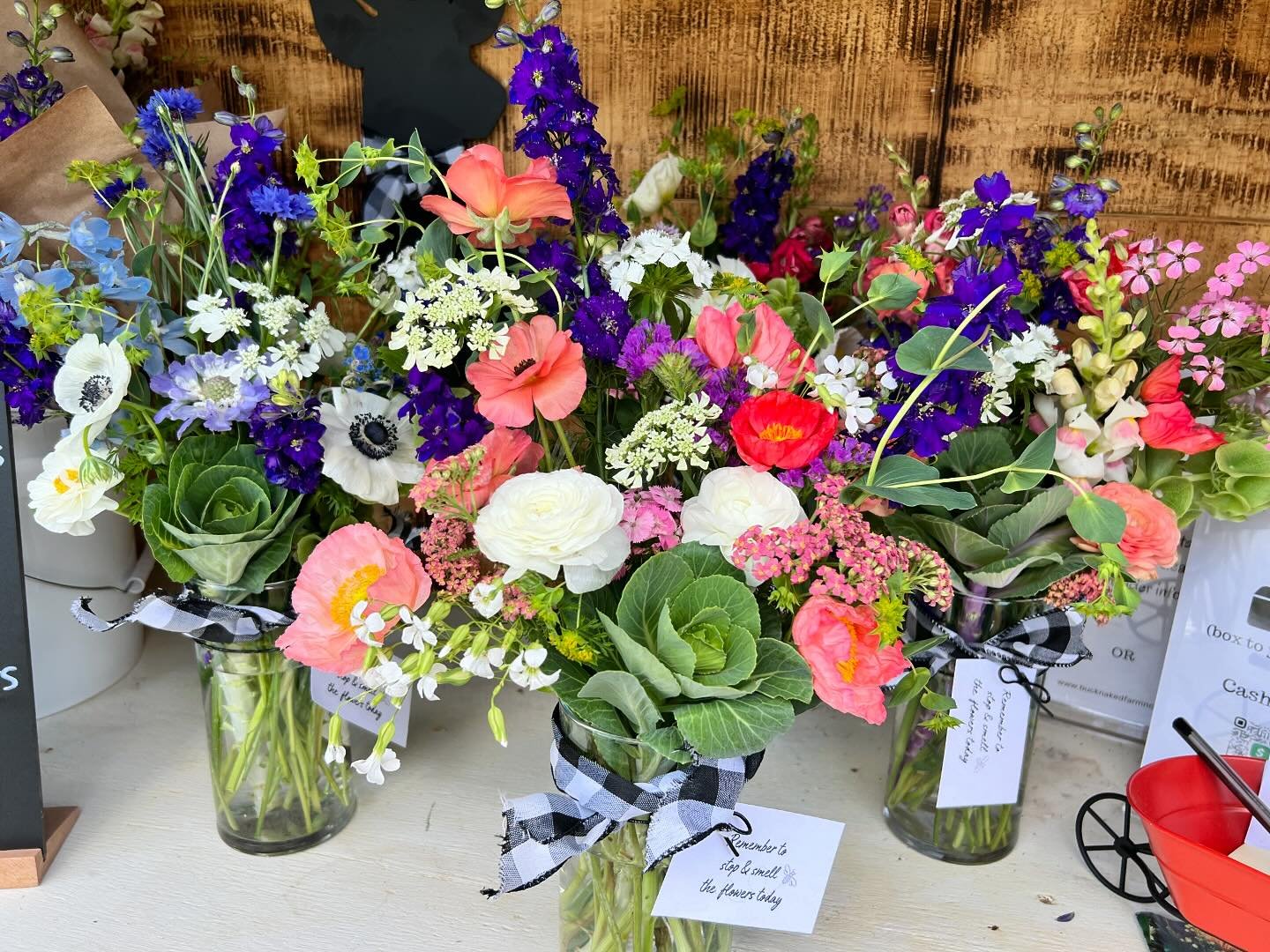 Bouquets while they last at the farmstand today. Stop by and take a photo to share with Mom!