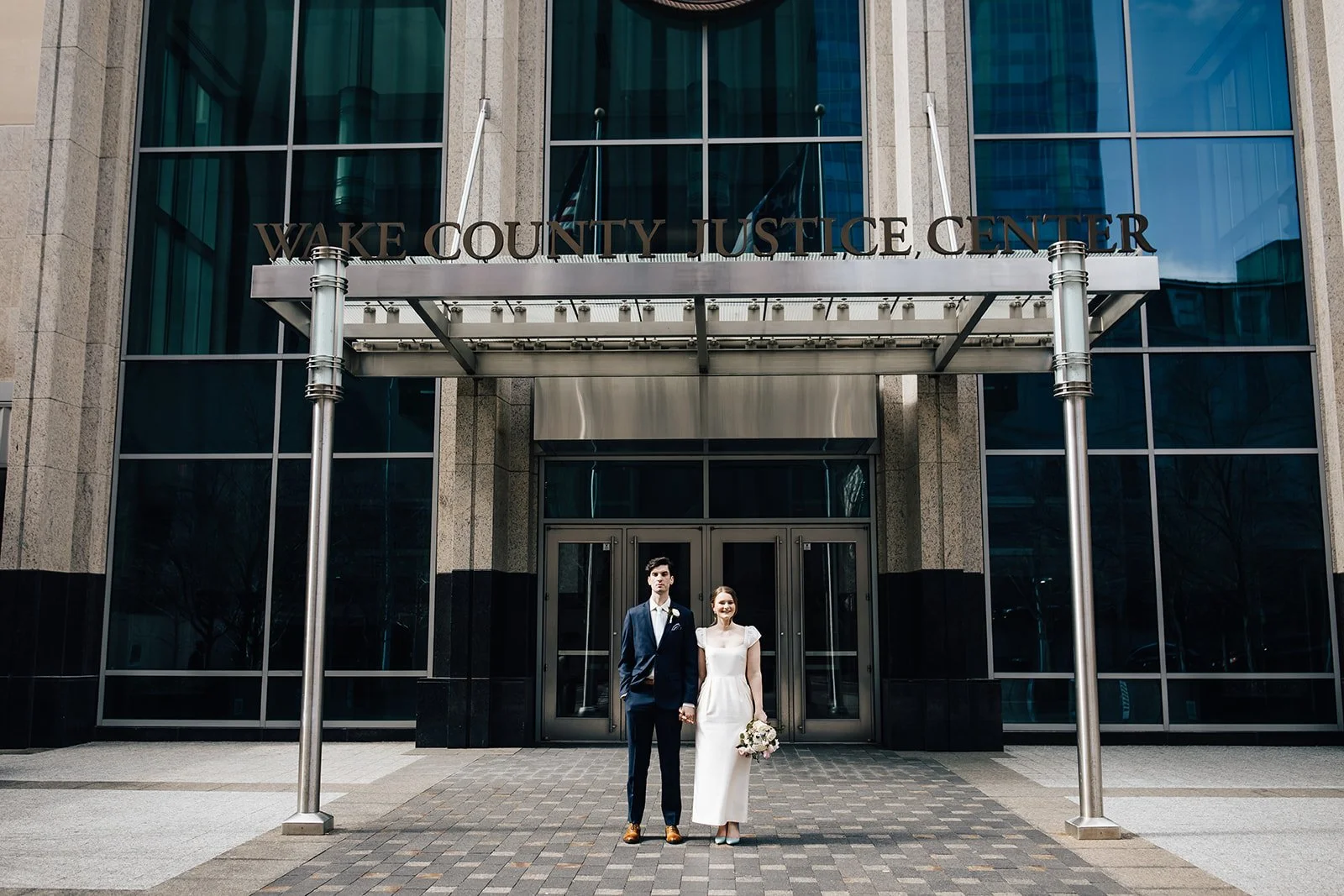 A Downtown Raleigh Courthouse Wedding with Editorial-Style Flowers