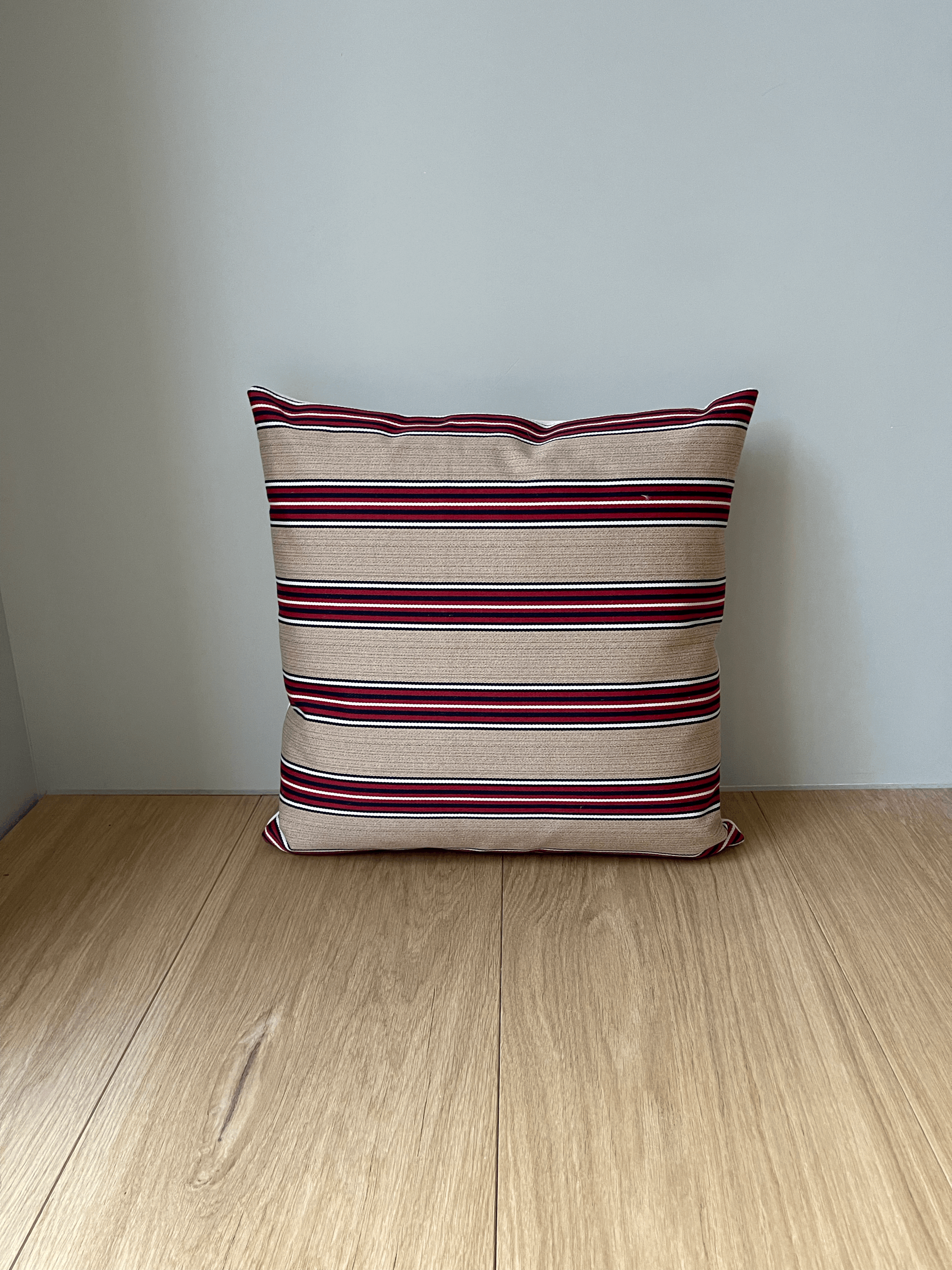 Square Cushion