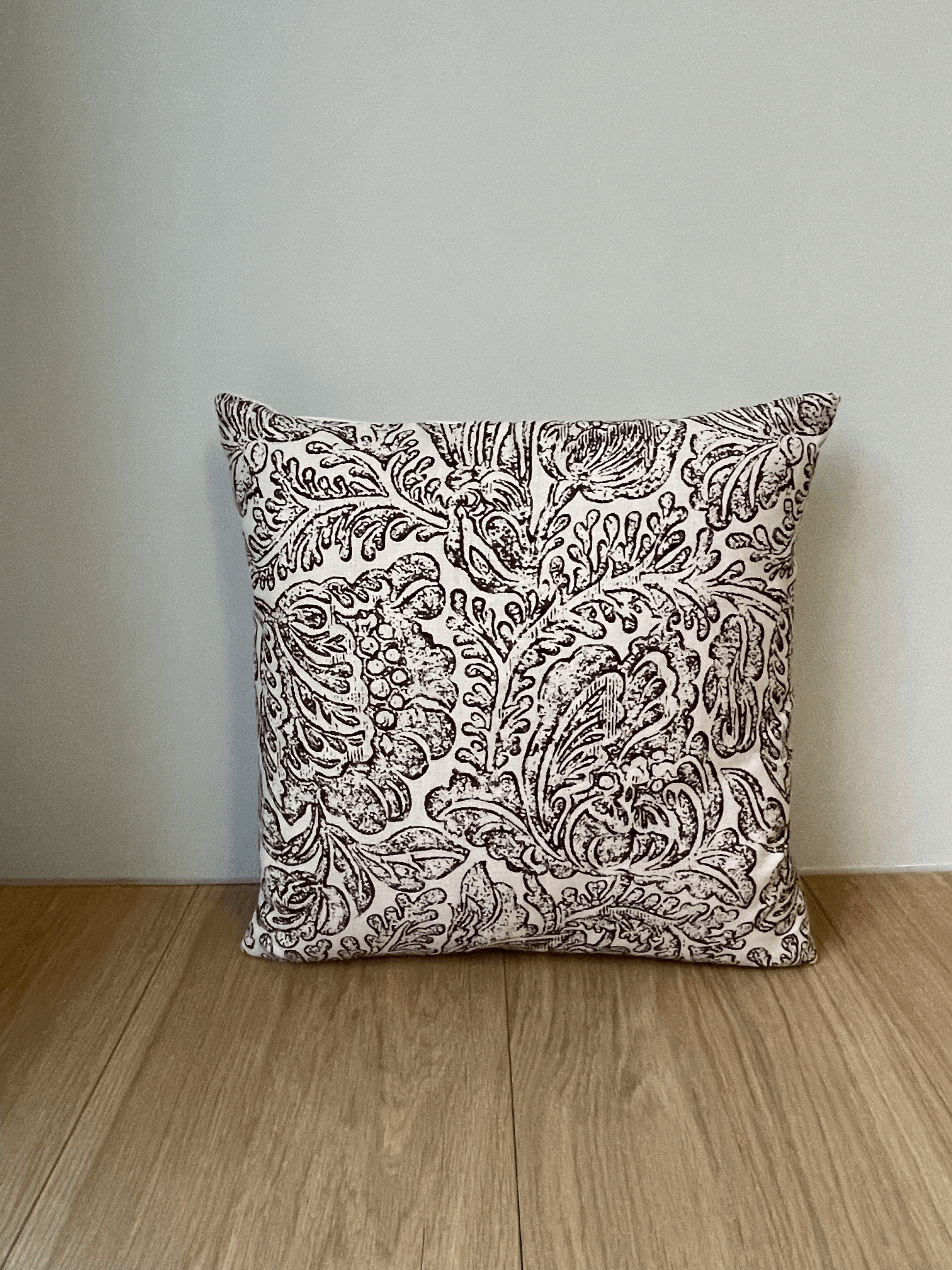 Square Cushion