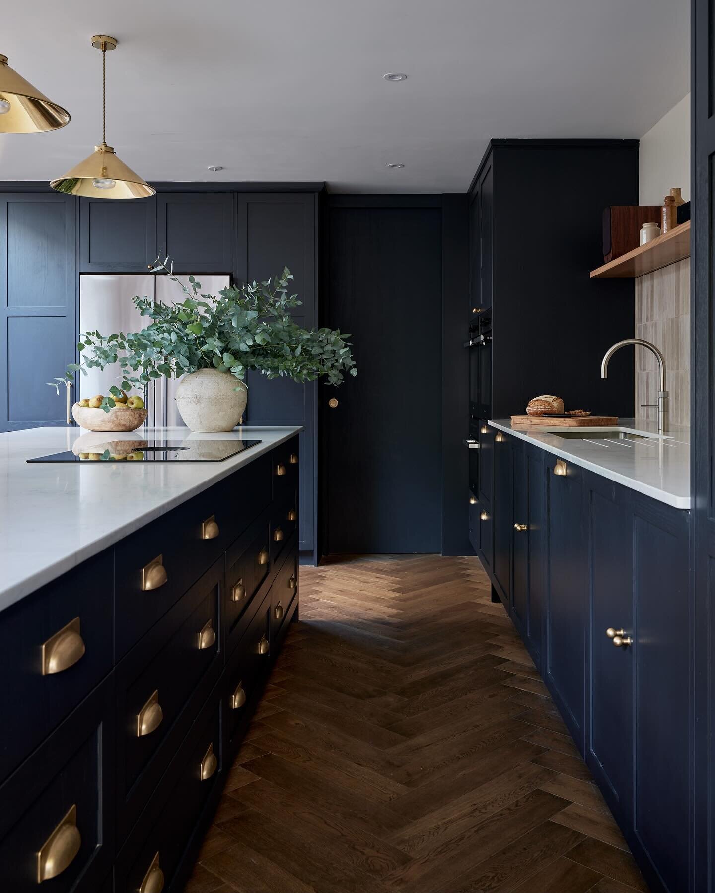 Detail of our recent Clapham kitchen project. These stunning brass handles from @corstonarchitecturaldetail really complement the @nakedkitchens units. Photography by @adamcarterphoto