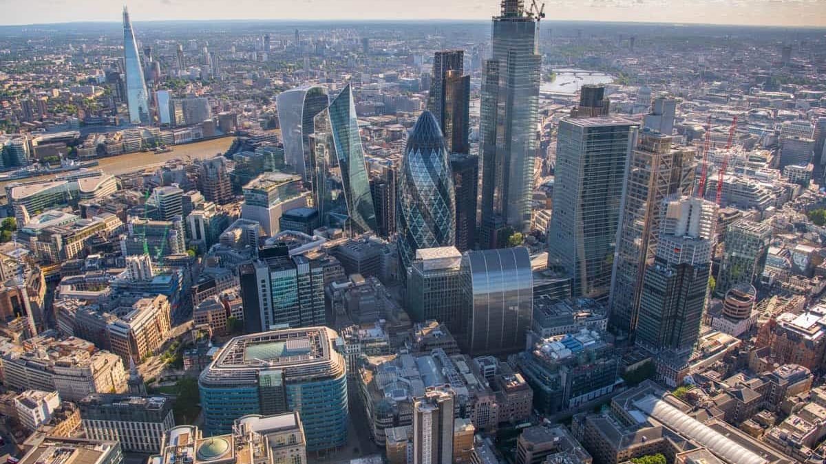 URBAN MACRO-TECHNOLOGY &amp; THE KARDASHEV SCALE