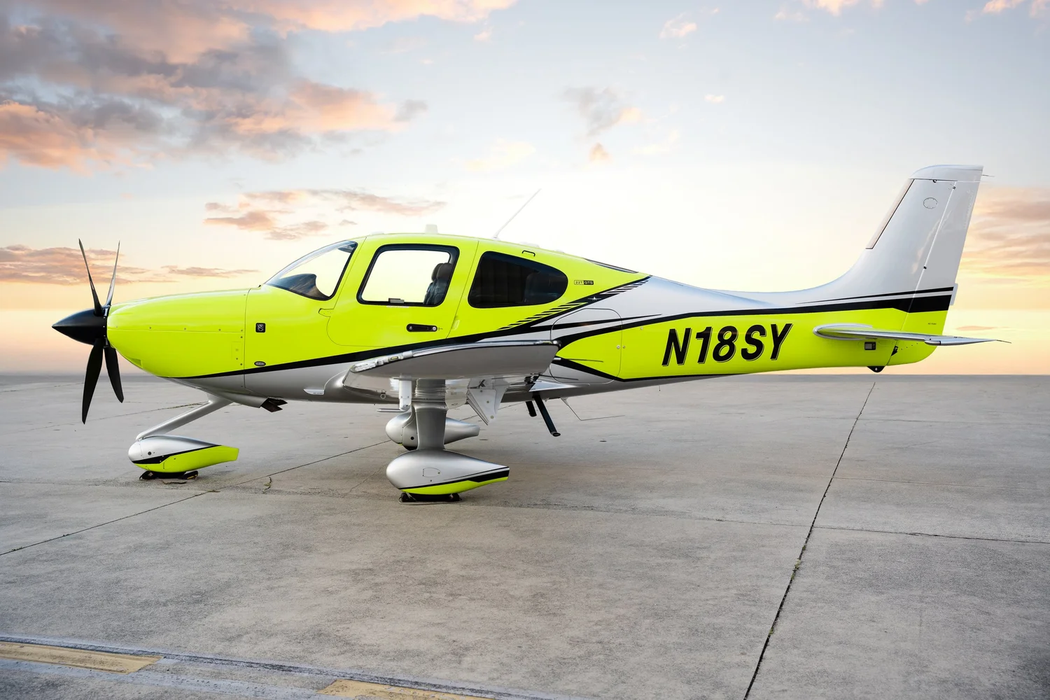 2024 Cirrus SR22T GTS - Image 2