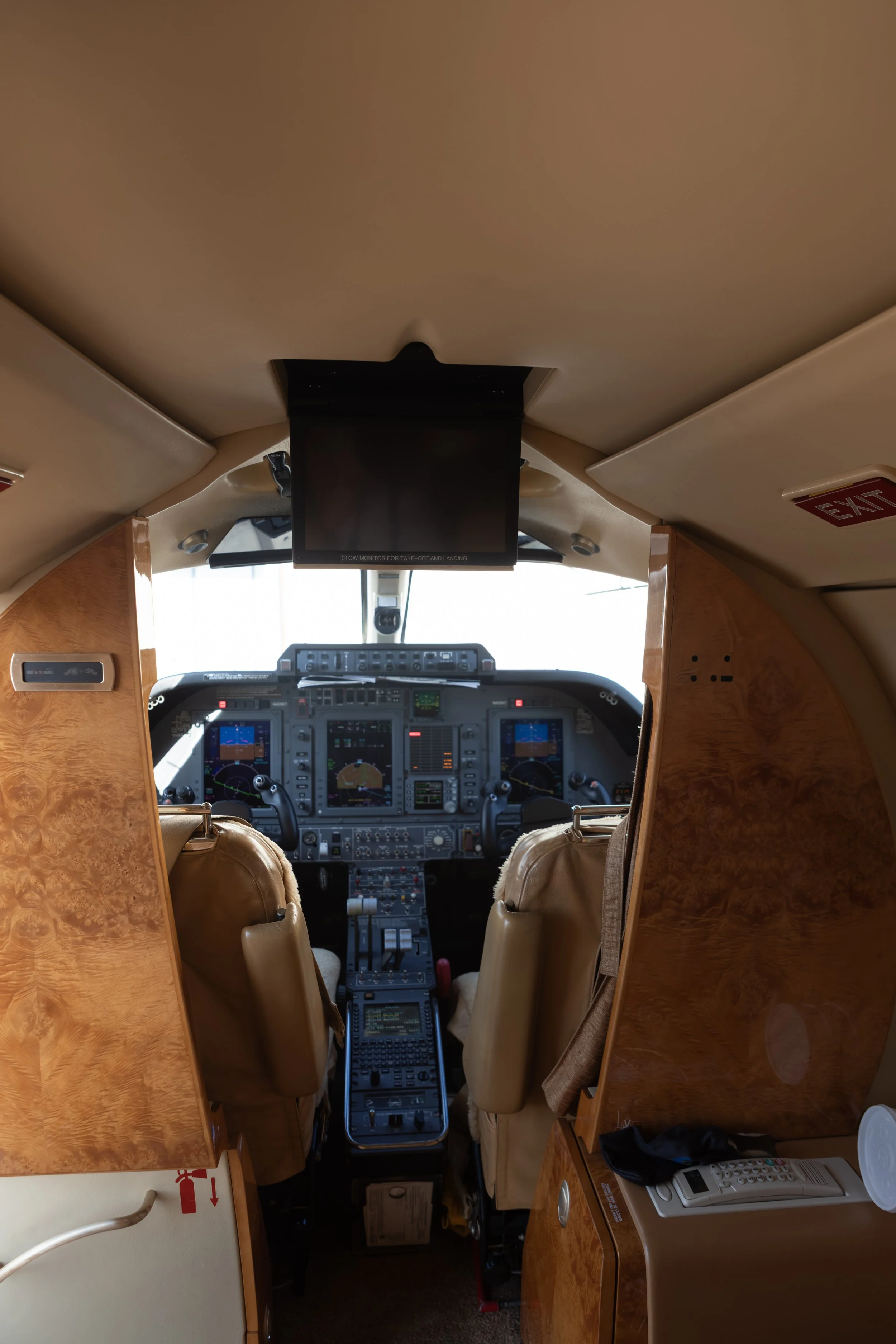 INT6 Plane2026-8129.jpg