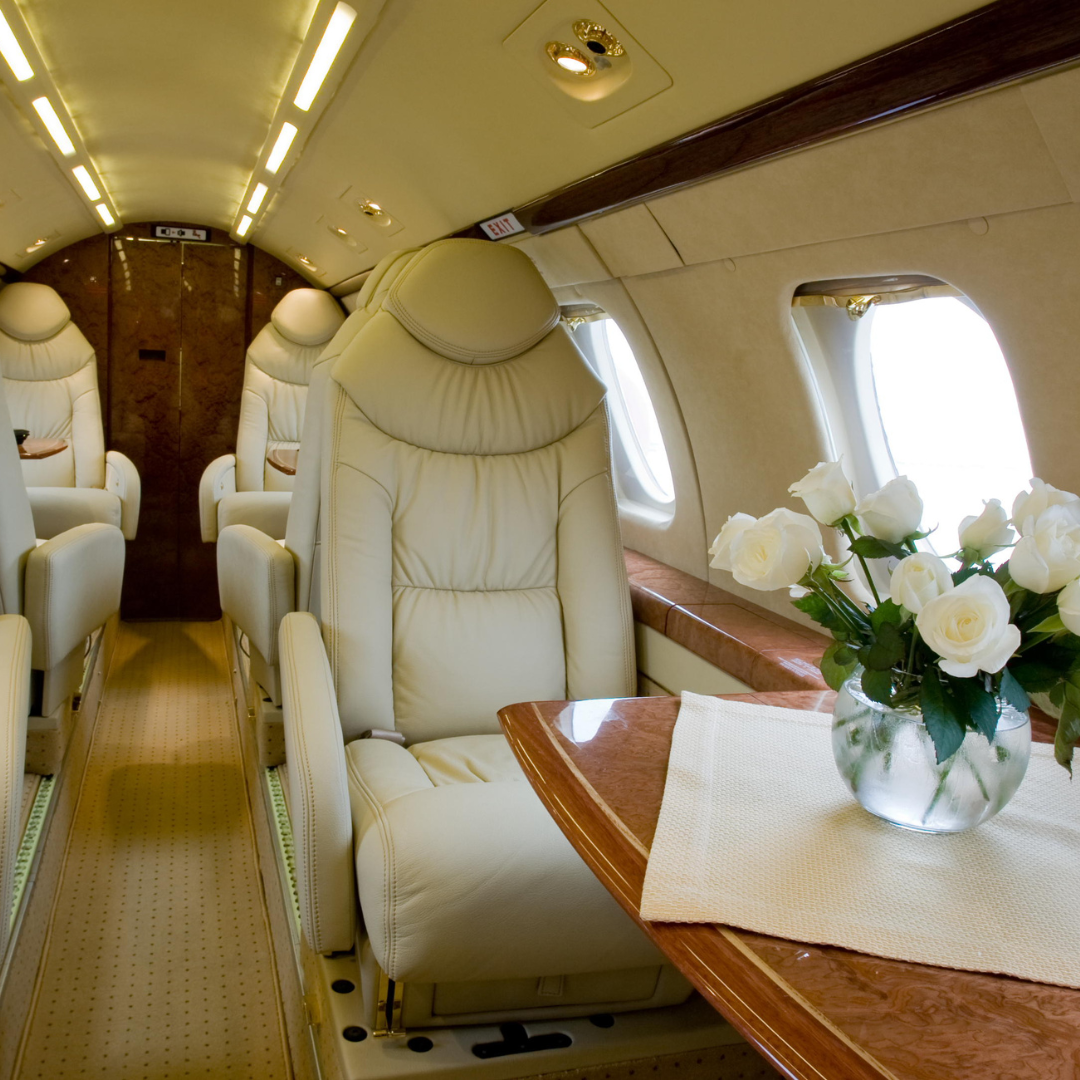 Private Jet Interior Trends: Design Tips for a Personalized Flying ...