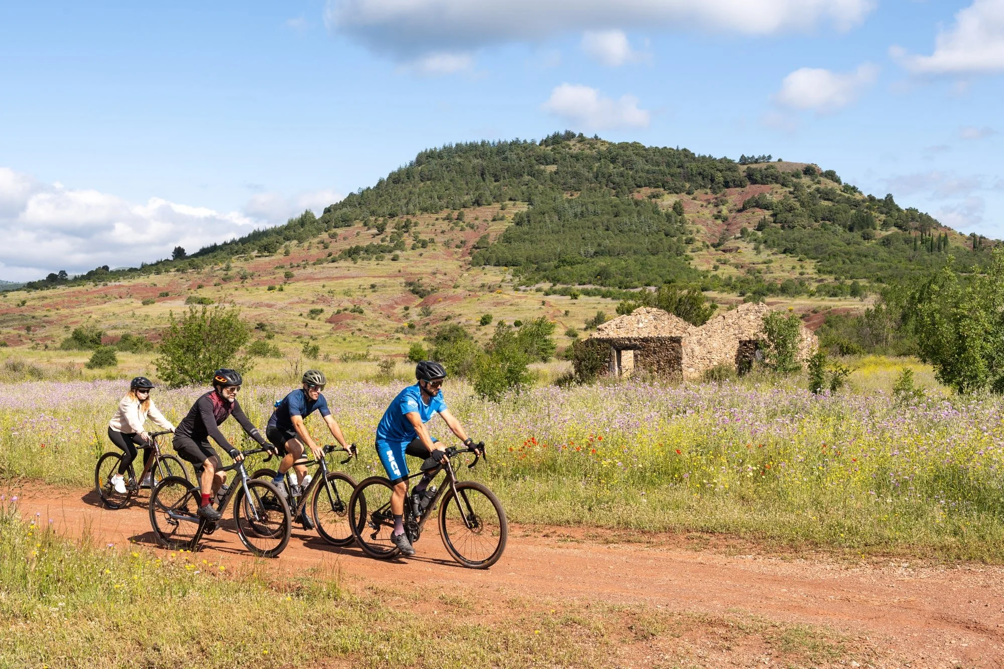 Initiative MCF : Sport Outdoor Event, une structure engagée pour des stages vélo, trail et gravel 100% féminins