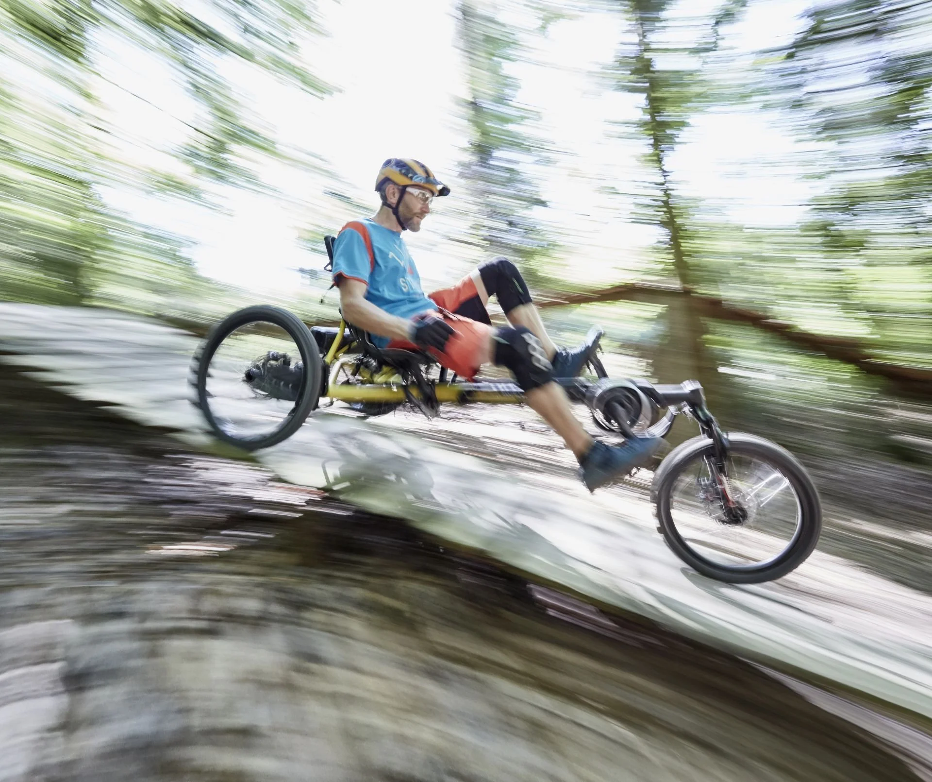 PEPS TRIKE delta HASE BIKES Kettwiesel cross.jpg