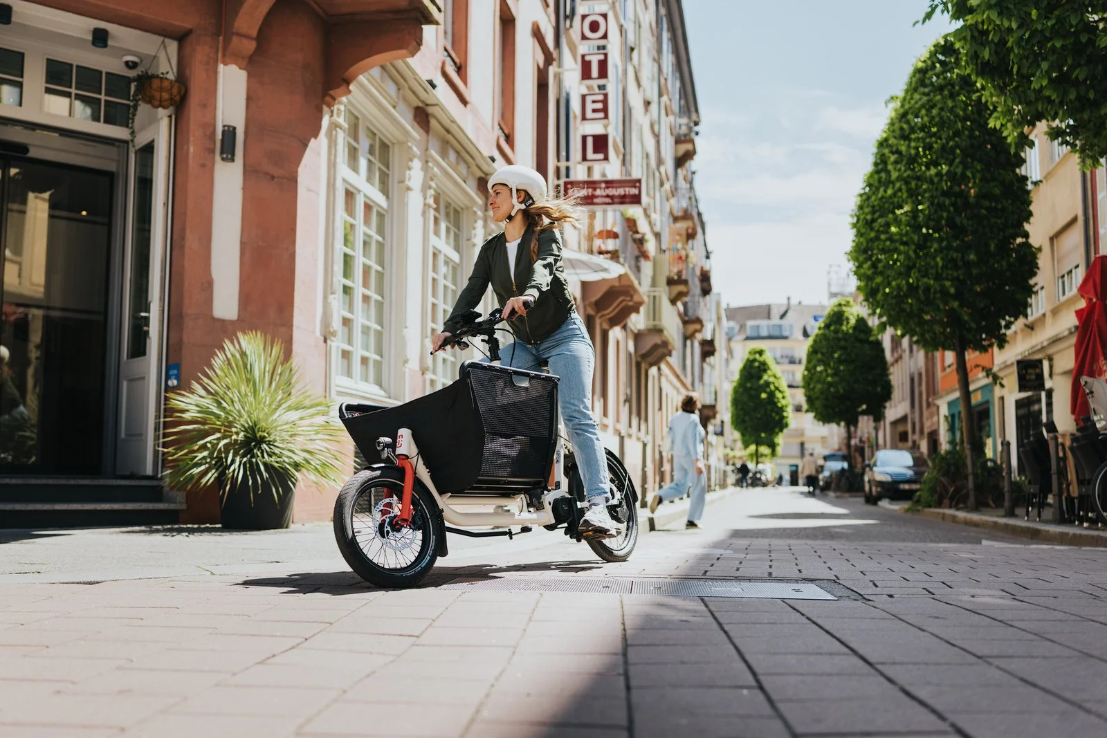 Bosch-eBike-A2B-Cargo-Strasbourg-MY2026-_JM08089 2-Screen.jpg